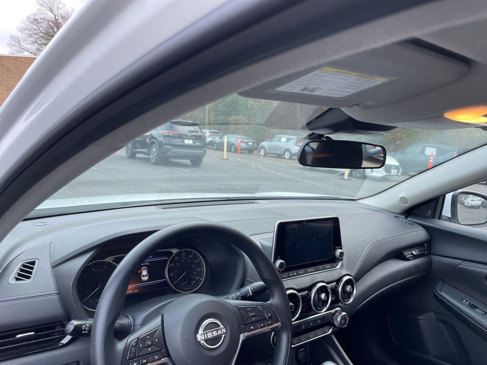 Thumbnail: 2025 Nissan Sentra - 31