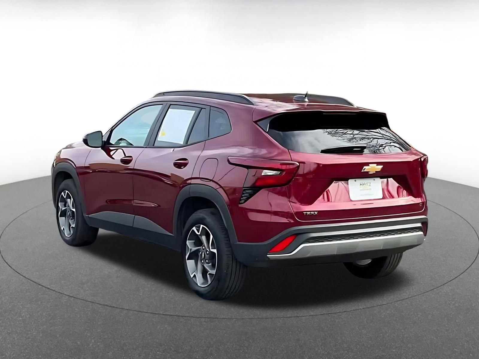 Thumbnail: 2025 Chevrolet Trax - 11