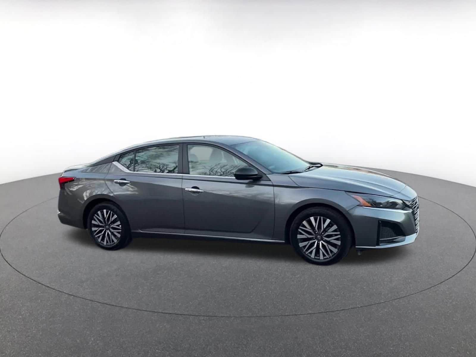 Thumbnail: 2025 Nissan Altima - 2