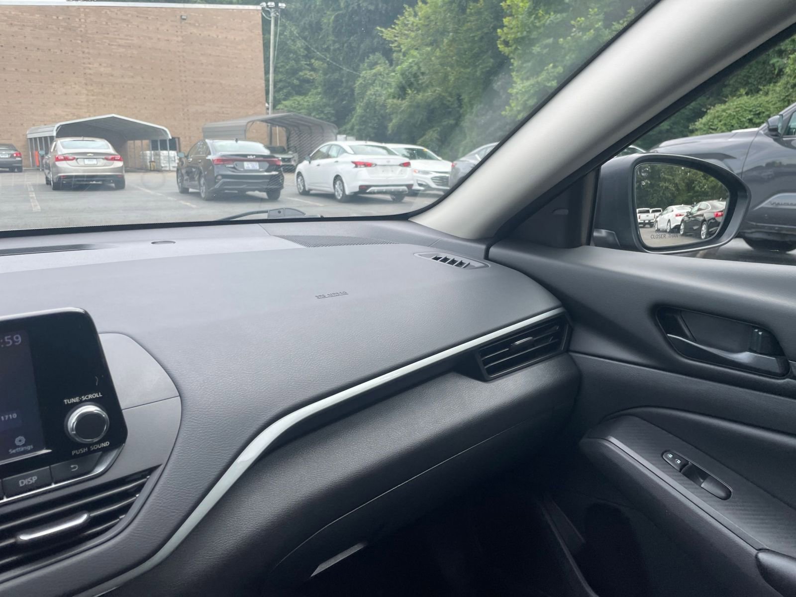 Thumbnail: 2024 Nissan Altima - 31