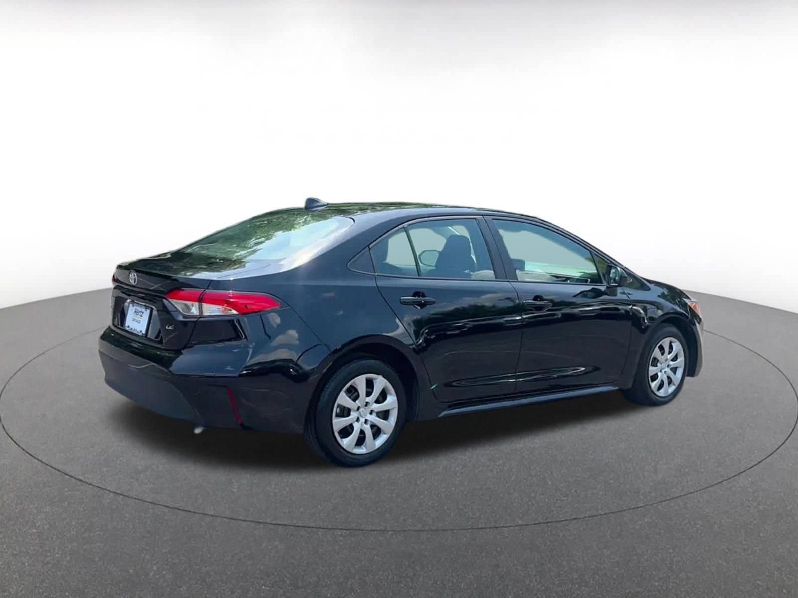 Thumbnail: 2025 Toyota Corolla - 14