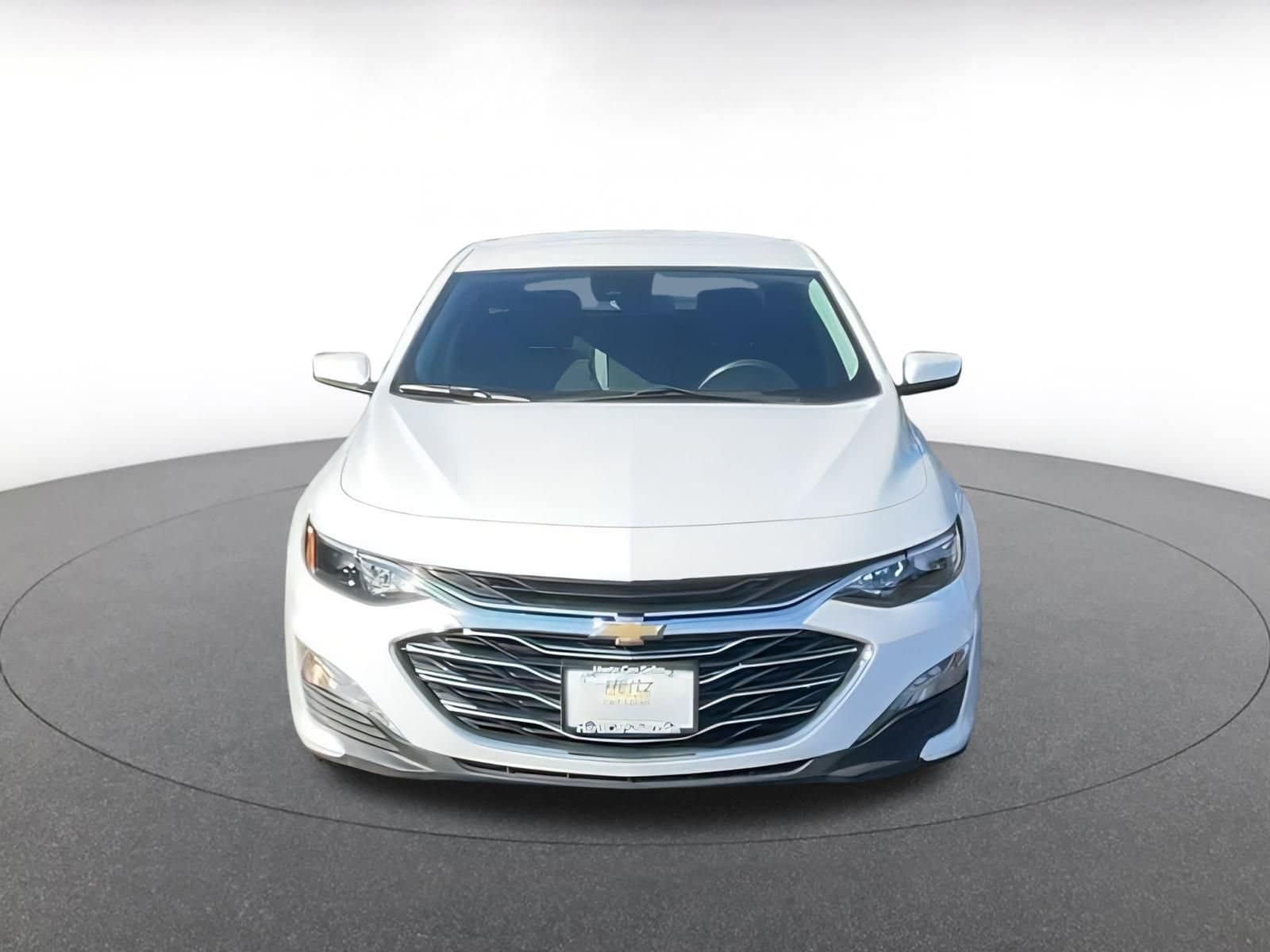 Thumbnail: 2024 Chevrolet Malibu - 4