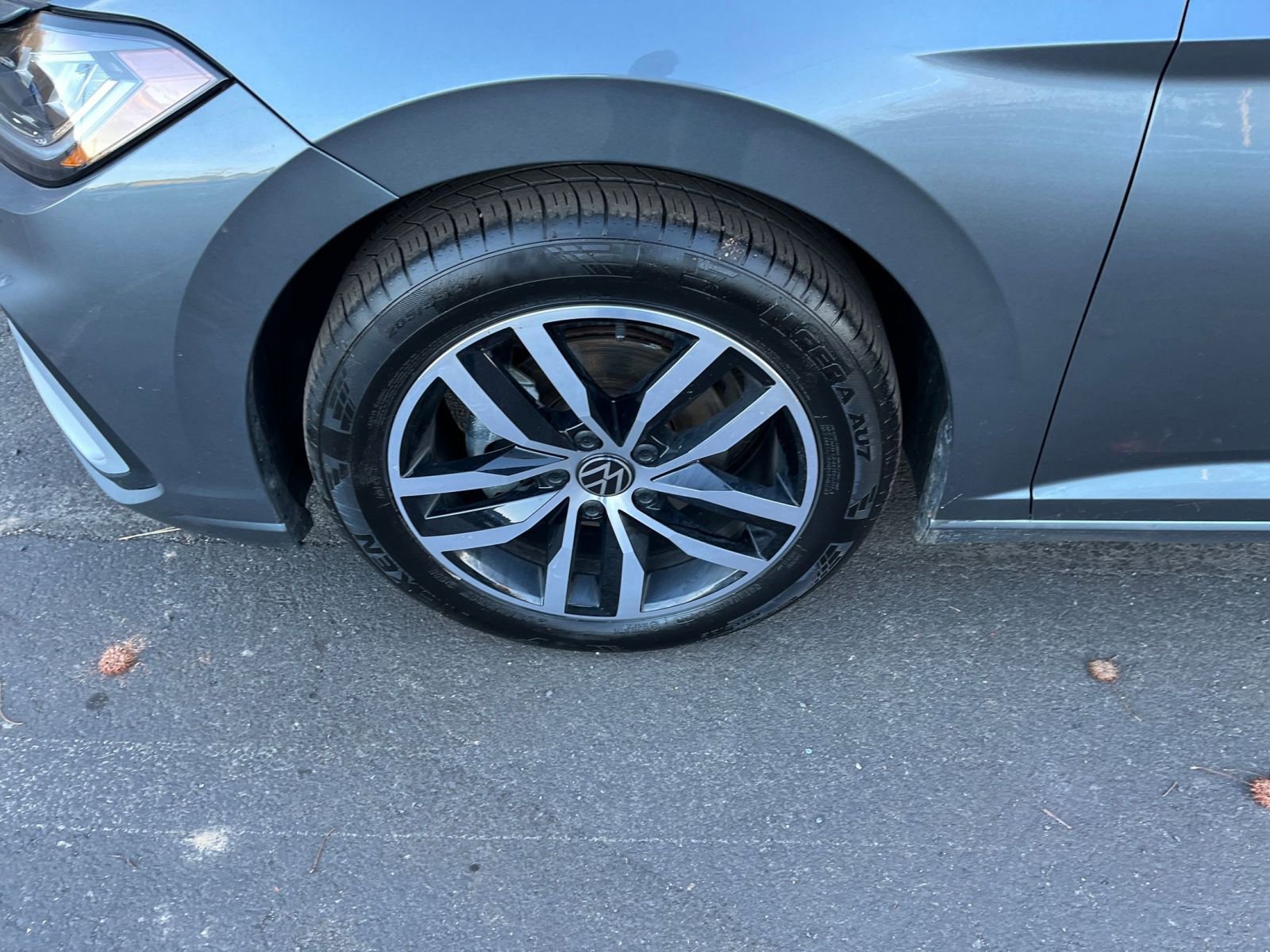 Thumbnail: 2025 Volkswagen Jetta - 30