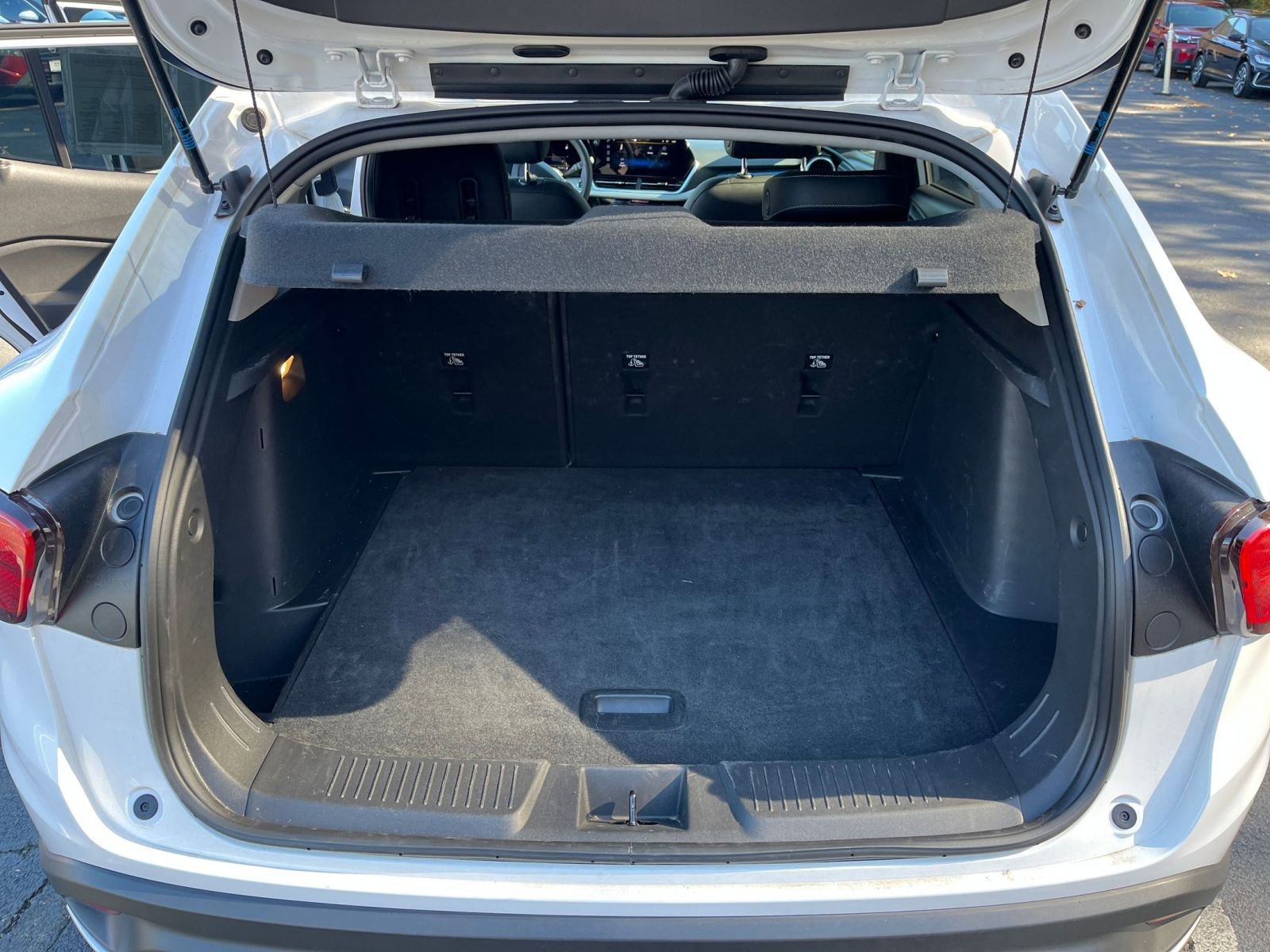 Thumbnail: 2025 Chevrolet Trax - 27