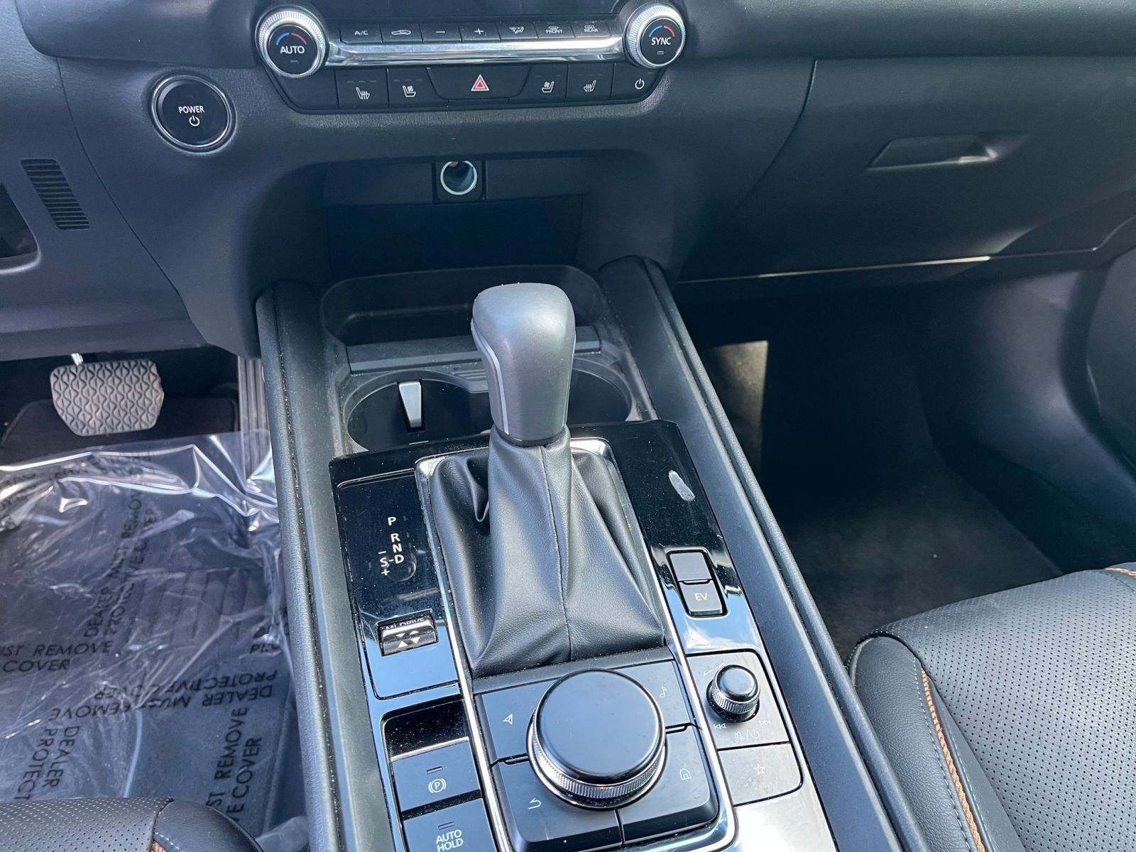 Thumbnail: 2025 Mazda CX-50 - 33