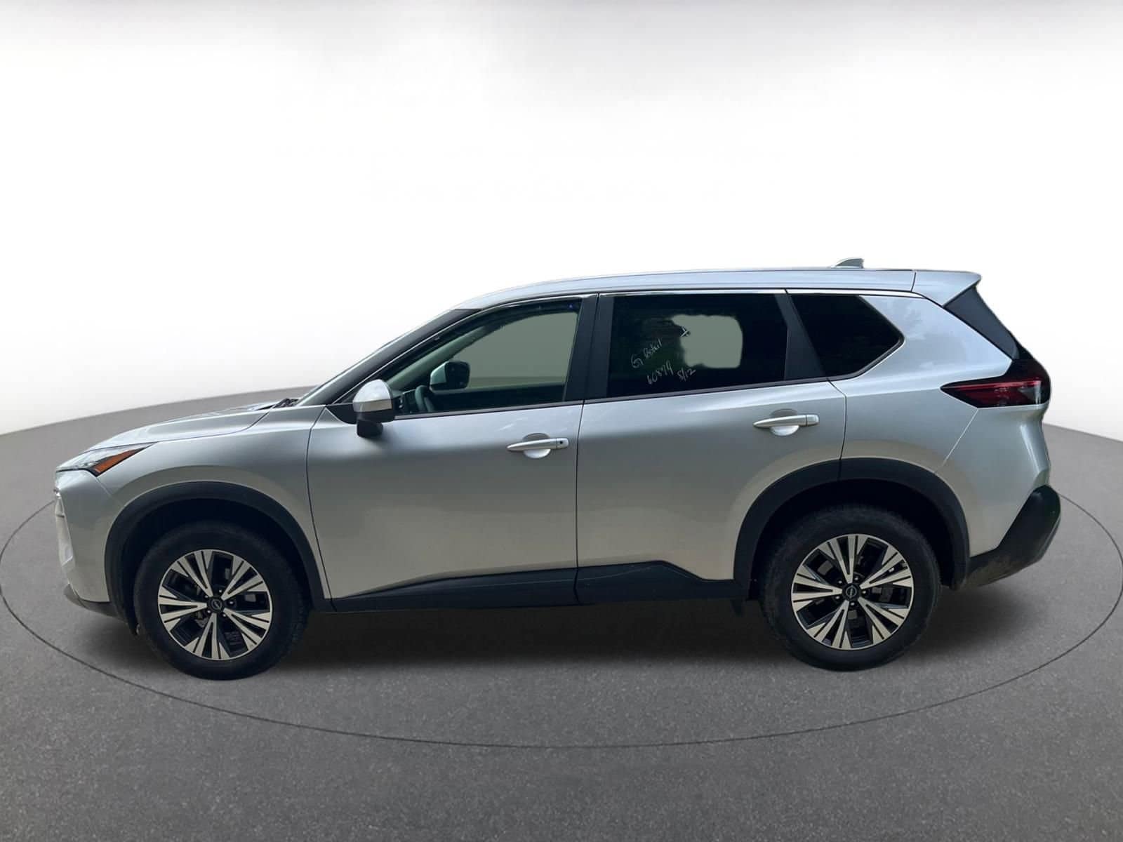 Thumbnail: 2023 Nissan Rogue - 8