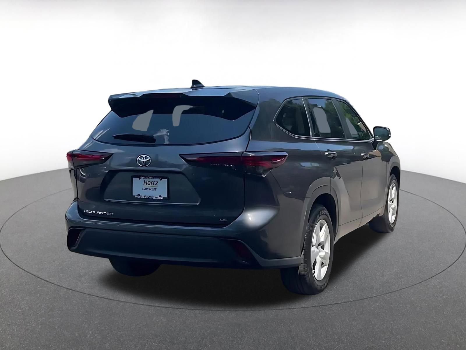 Thumbnail: 2025 Toyota Highlander - 14