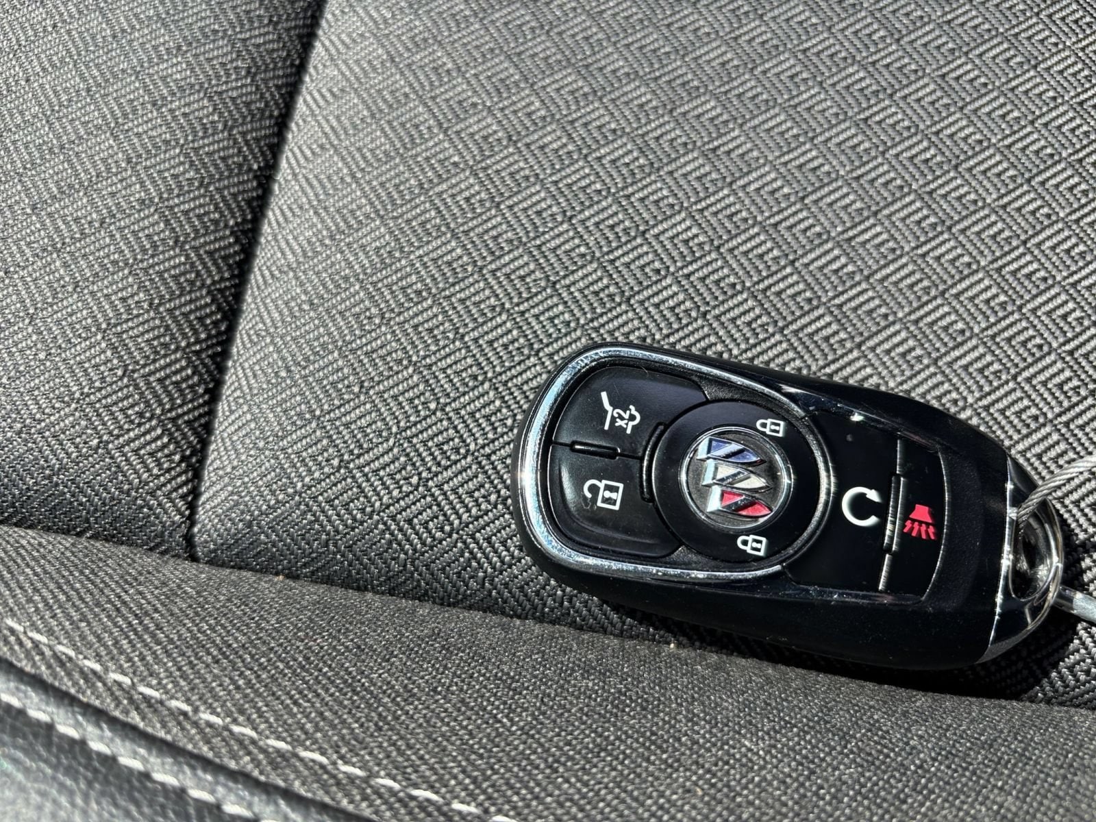 Thumbnail: 2025 Buick Encore GX - 21
