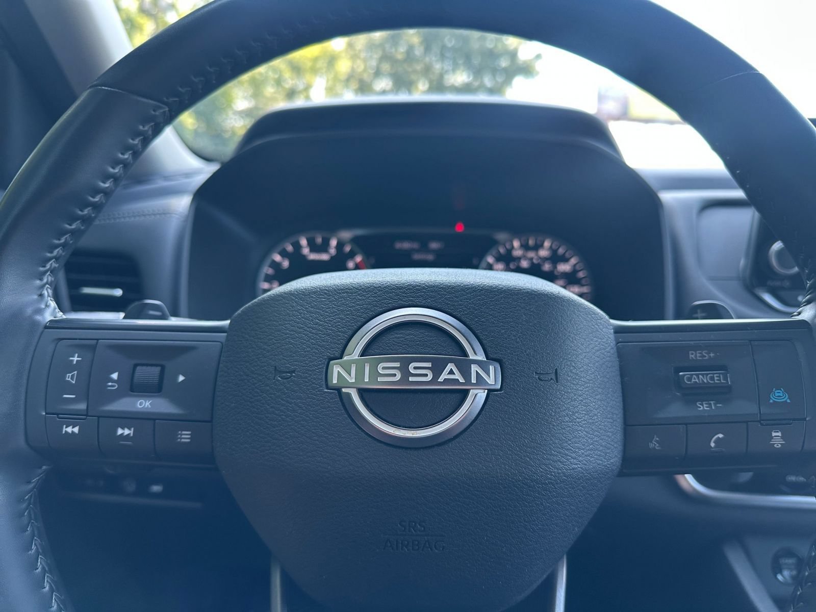 Thumbnail: 2025 Nissan Rogue - 25