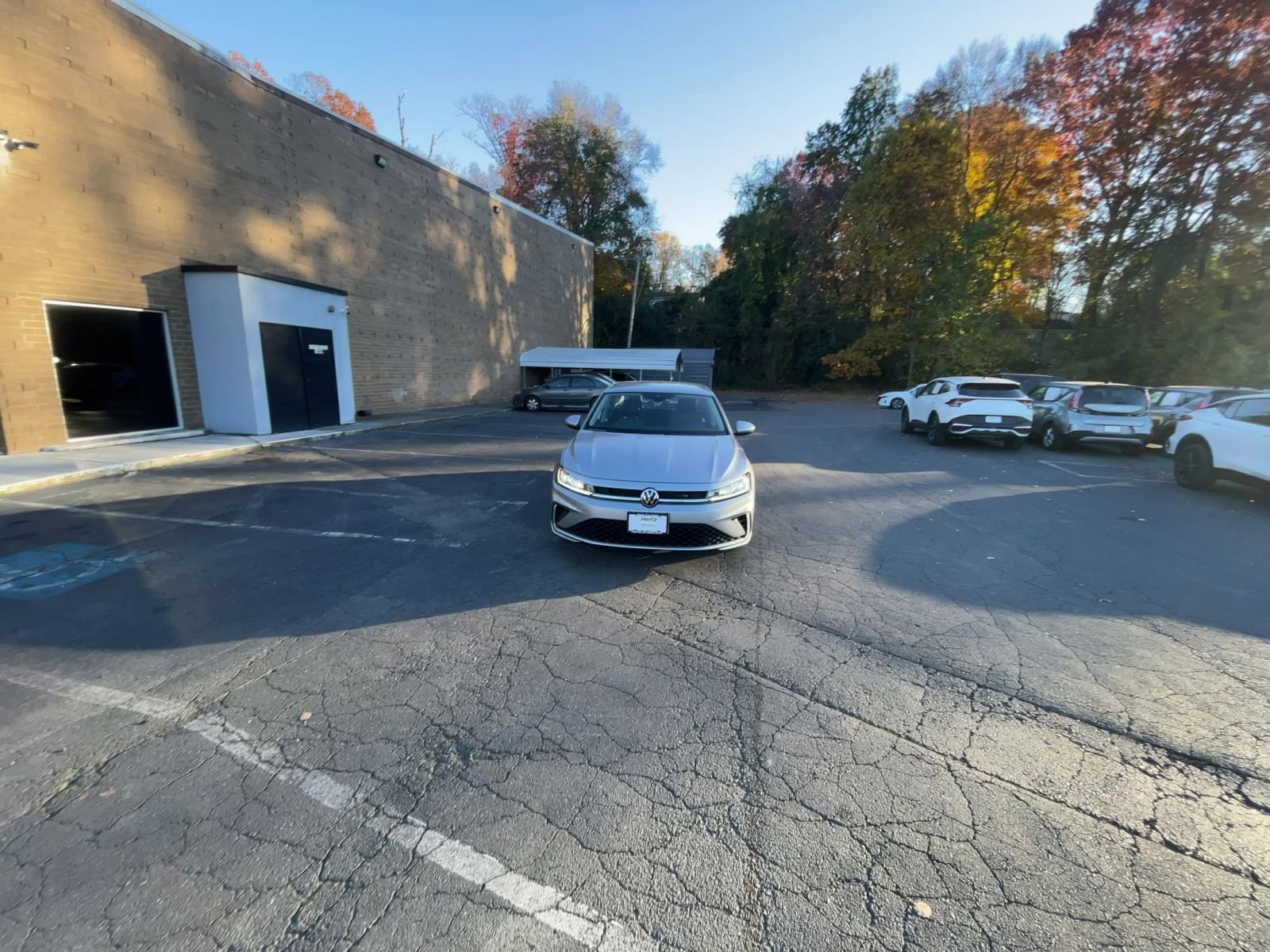 Thumbnail: 2025 Volkswagen Jetta - 16