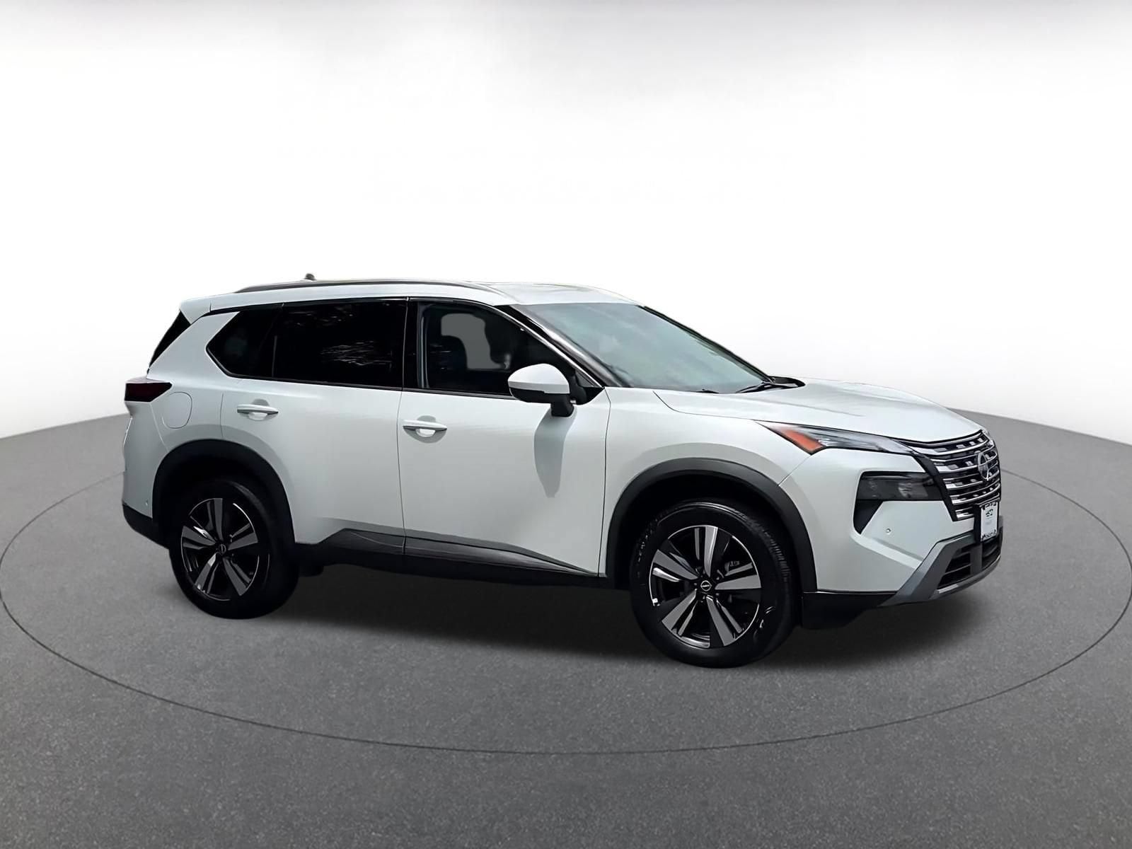 Thumbnail: 2026 Nissan Rogue - 2