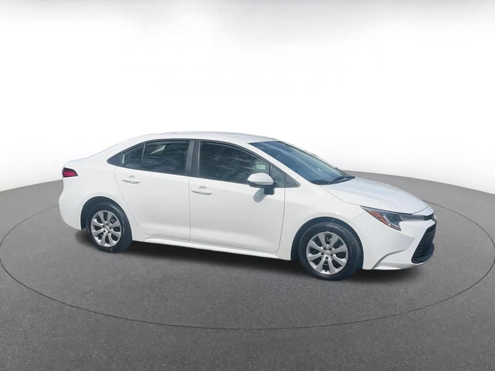 Thumbnail: 2025 Toyota Corolla - 2