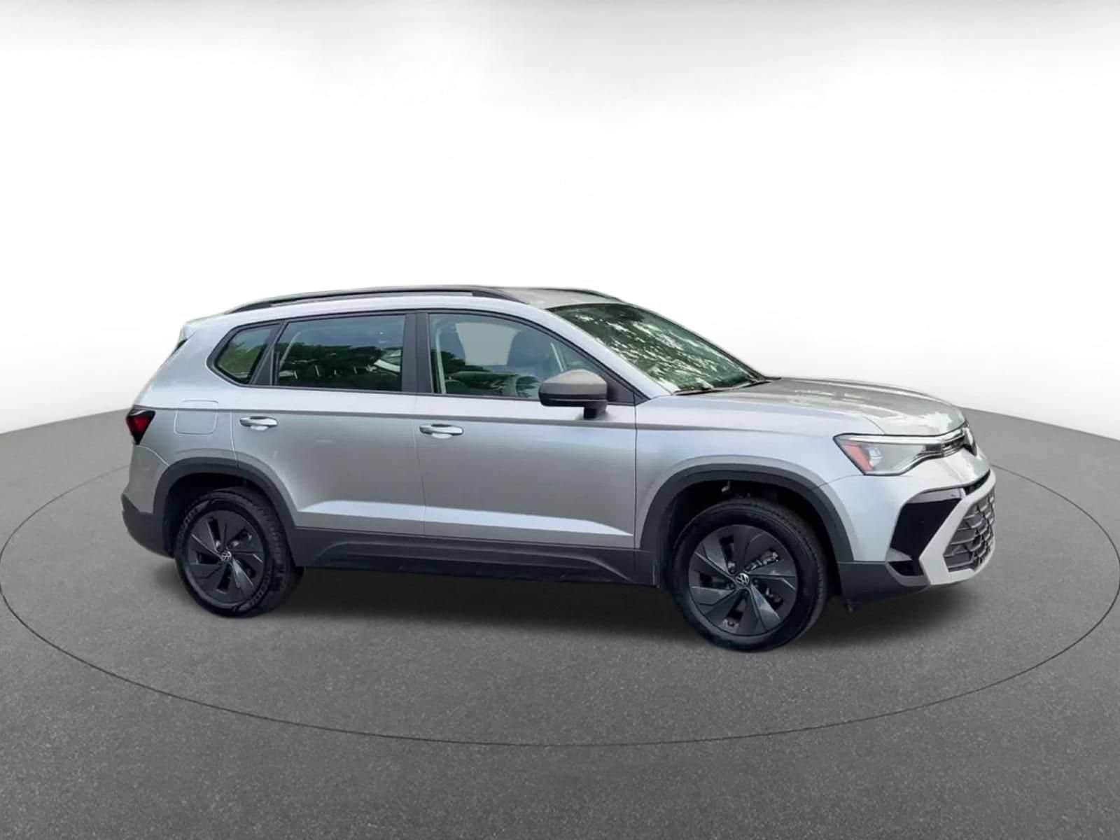 Thumbnail: 2026 Volkswagen Taos - 2