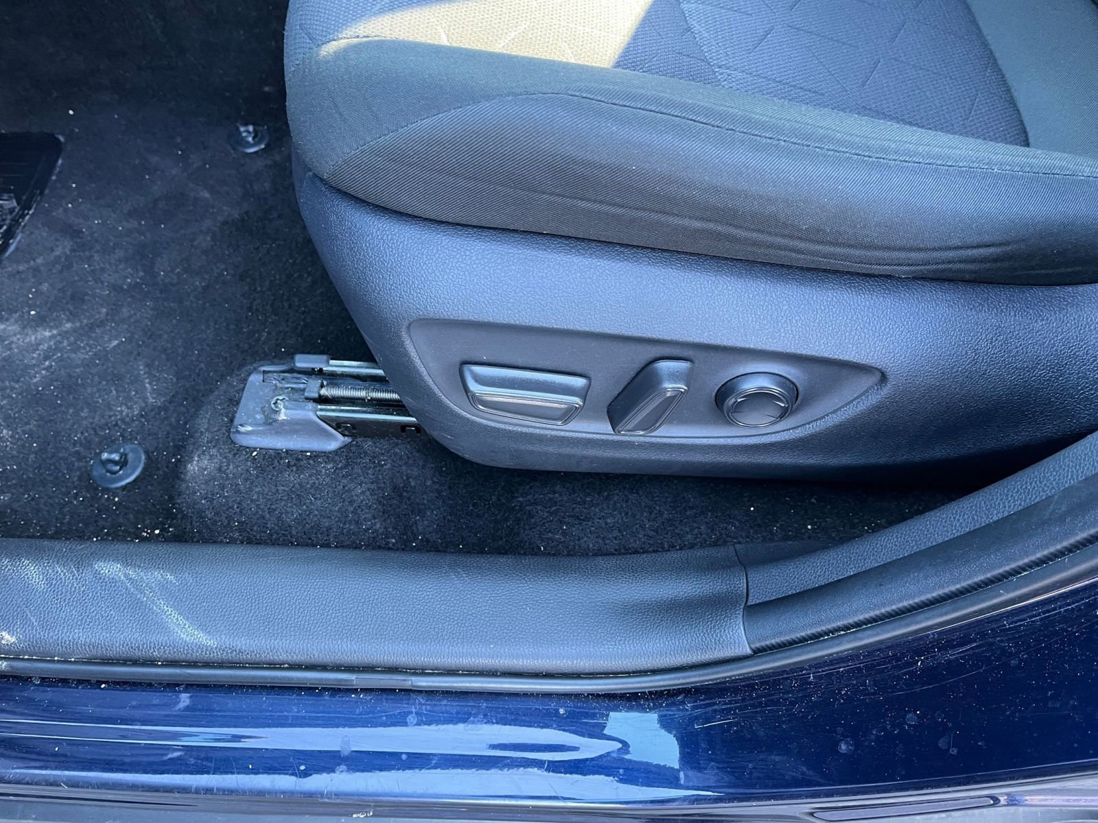 Thumbnail: 2024 Toyota RAV4 - 22