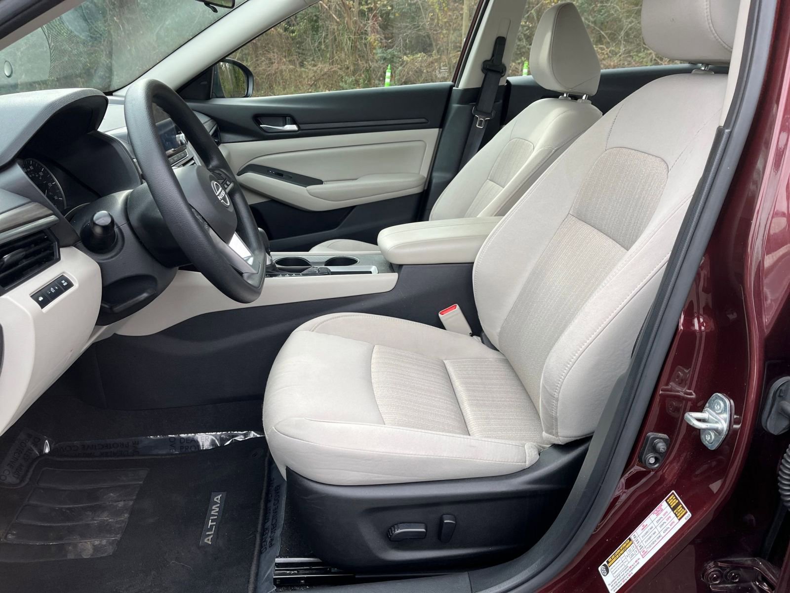 Thumbnail: 2025 Nissan Altima - 25