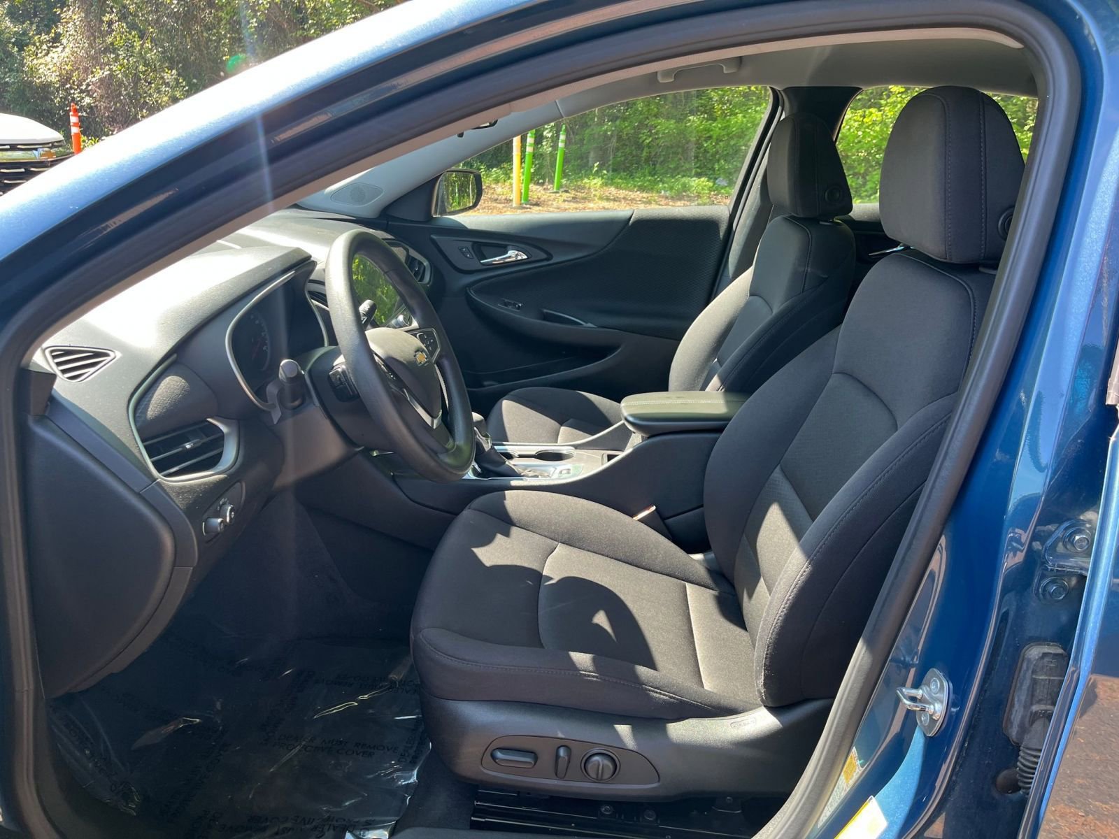 Thumbnail: 2024 Chevrolet Malibu - 32