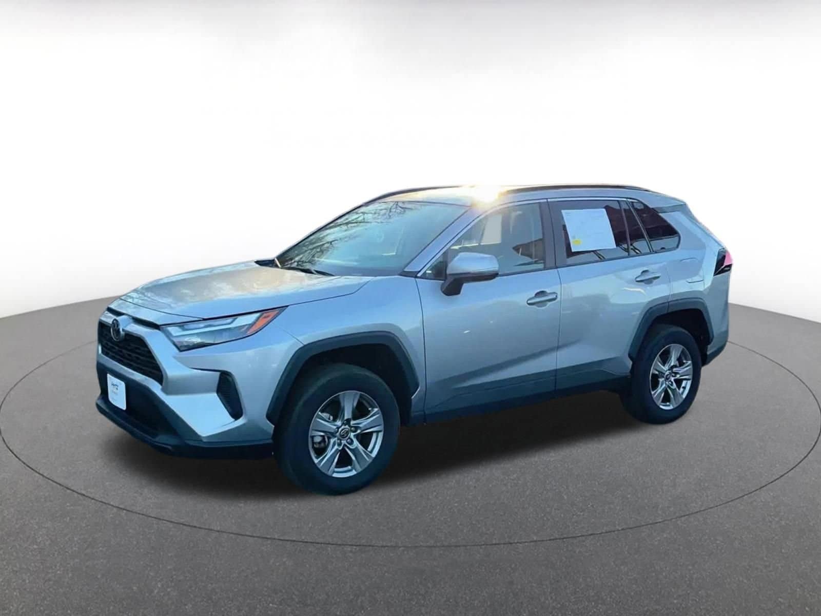 Thumbnail: 2025 Toyota RAV4 - 7