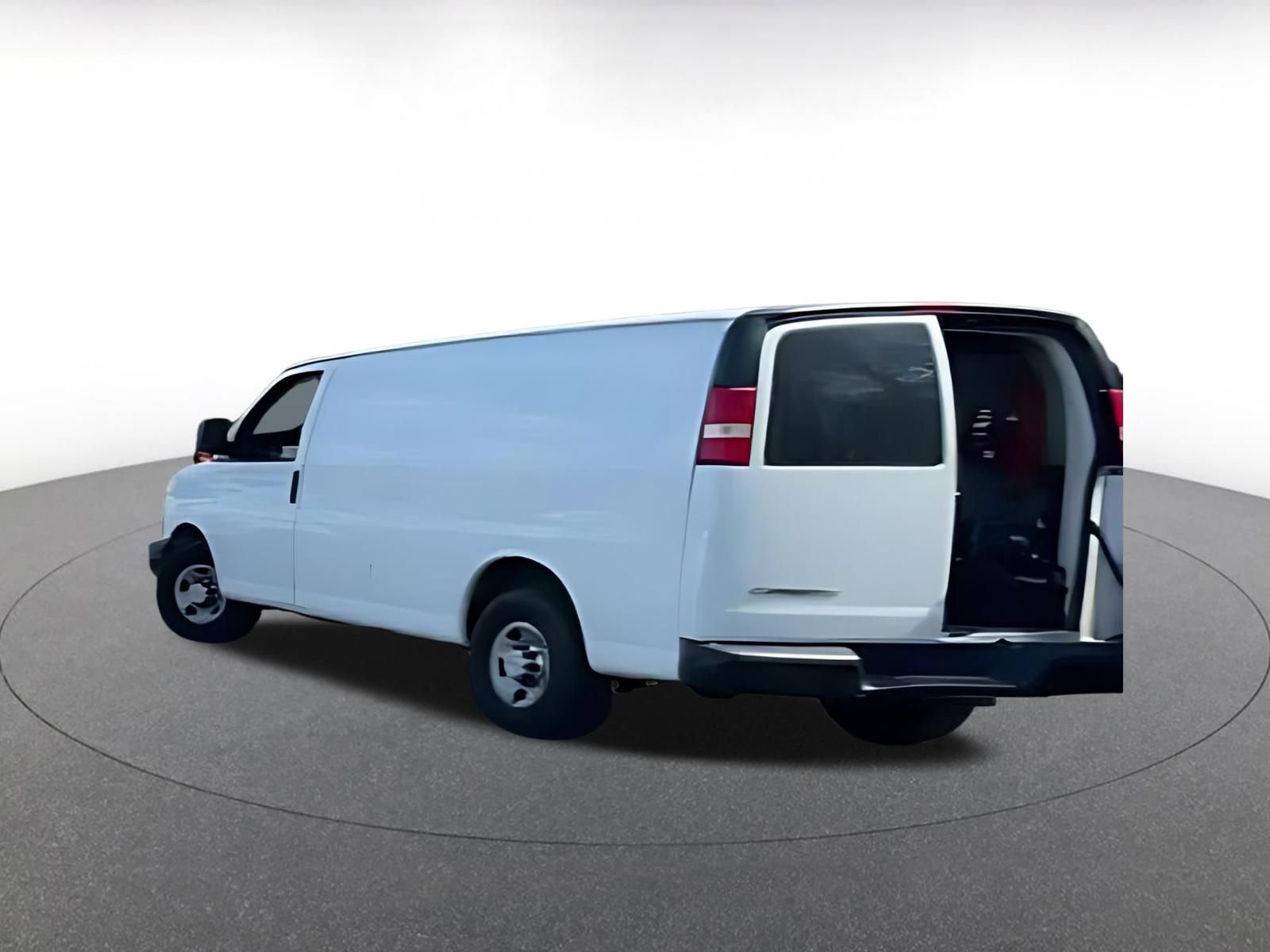 Thumbnail: 2025 Kia K5 - 16