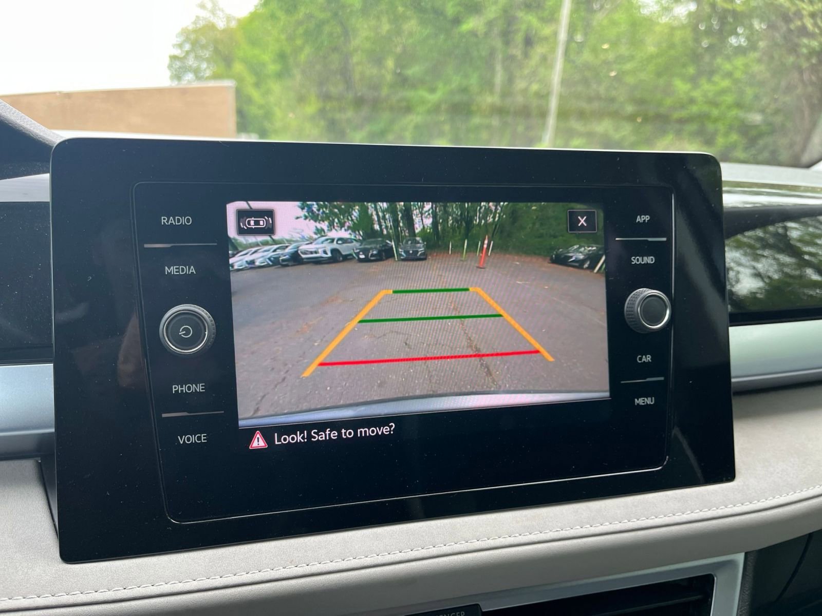 Thumbnail: 2025 Volkswagen Taos - 24