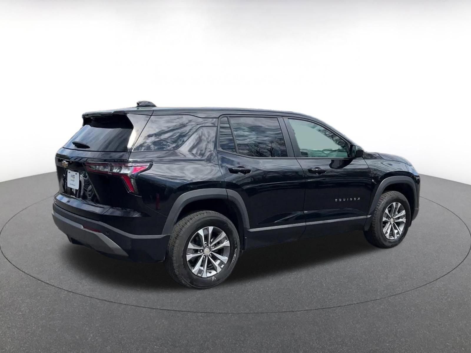 Thumbnail: 2025 Chevrolet Equinox - 15