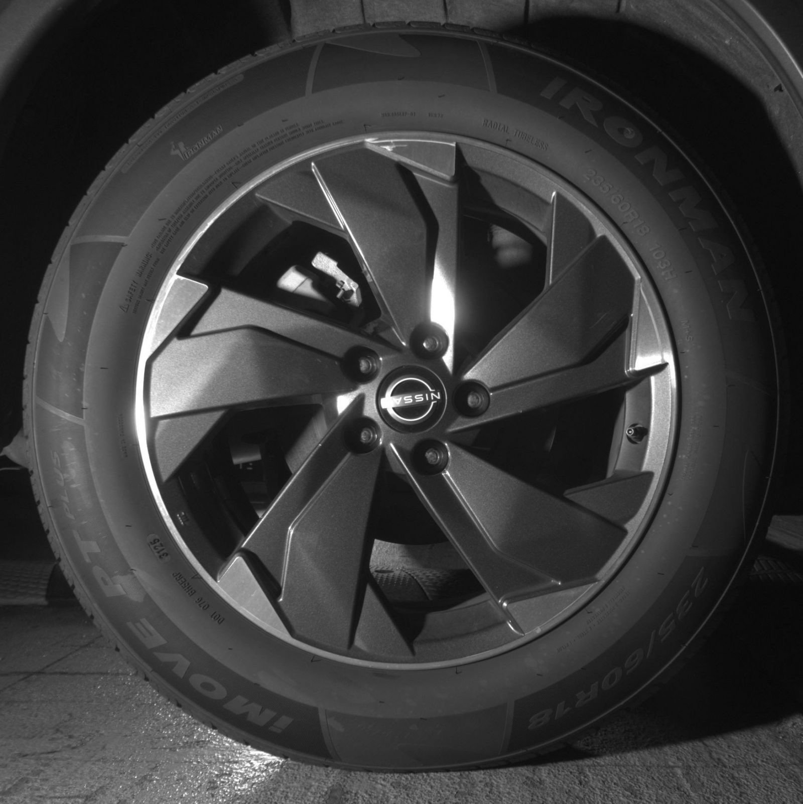 Thumbnail: 2025 Nissan Rogue - 18