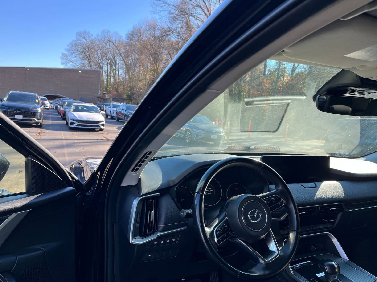 Thumbnail: 2025 Mazda CX-70 - 35