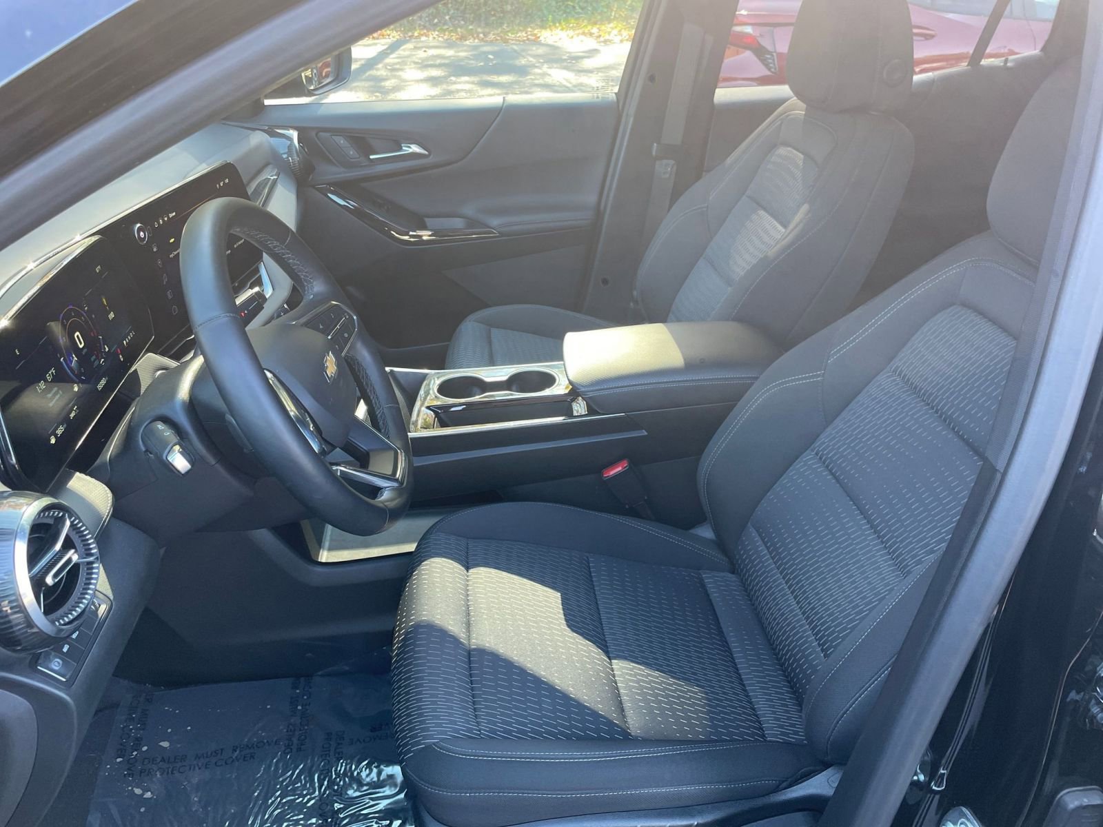 Thumbnail: 2025 Chevrolet Equinox - 32