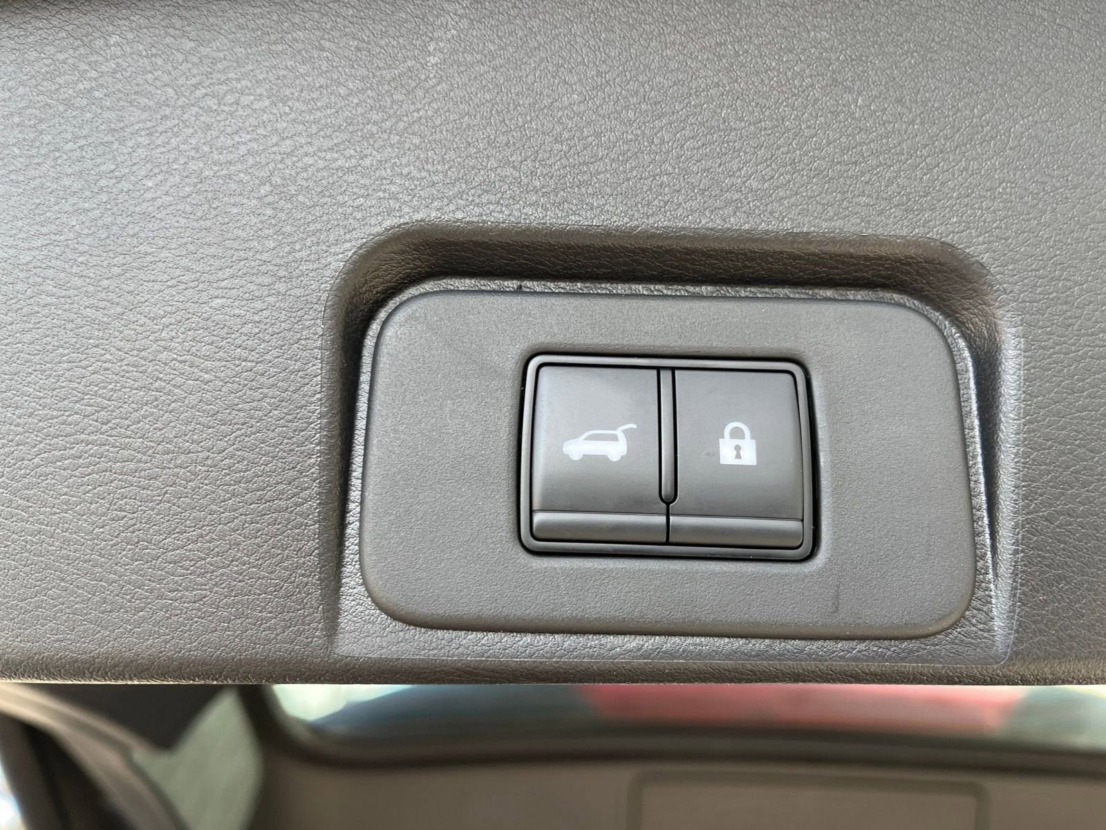 Thumbnail: 2025 Nissan Rogue - 23