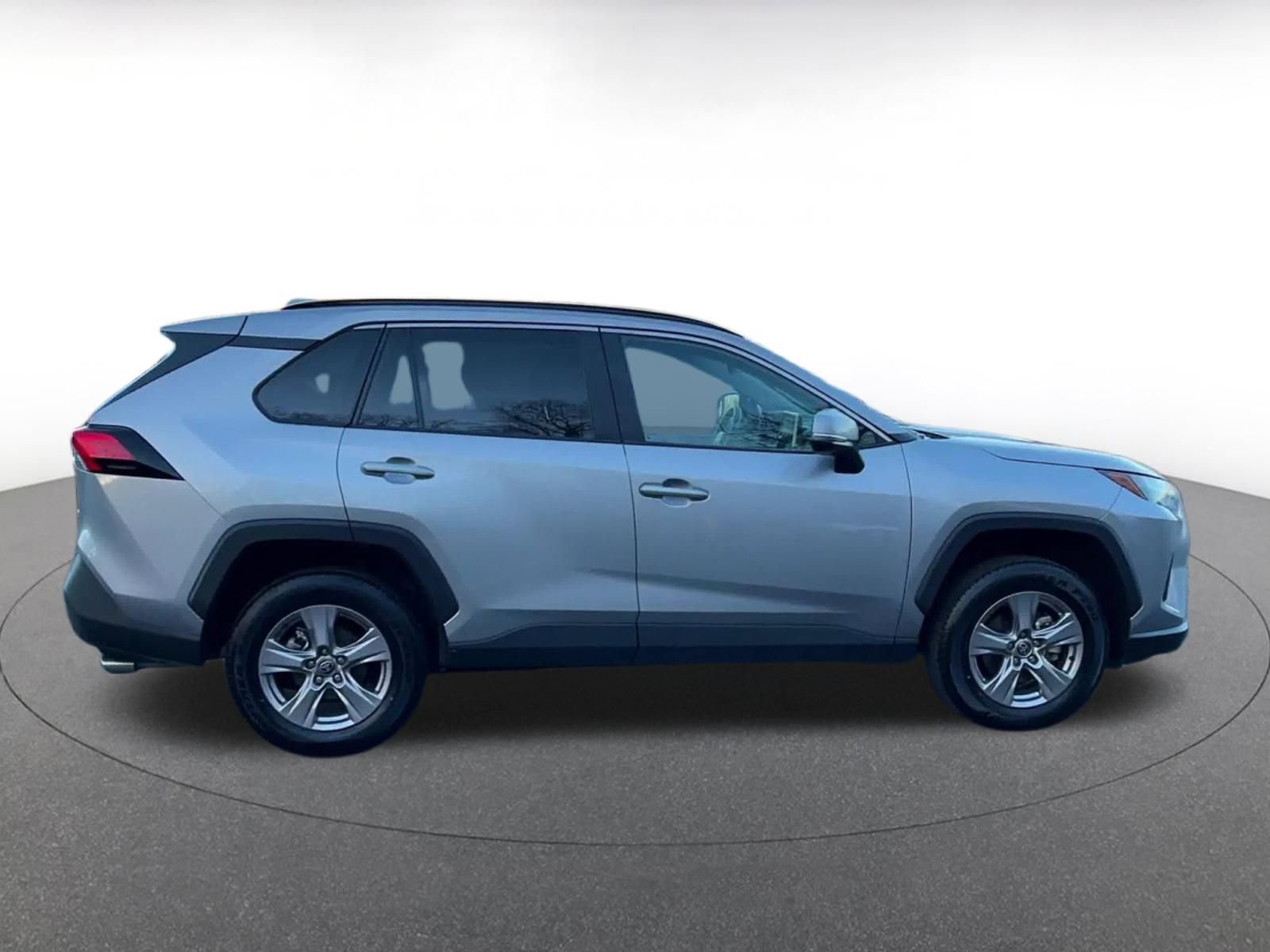 Thumbnail: 2025 Toyota RAV4 - 16