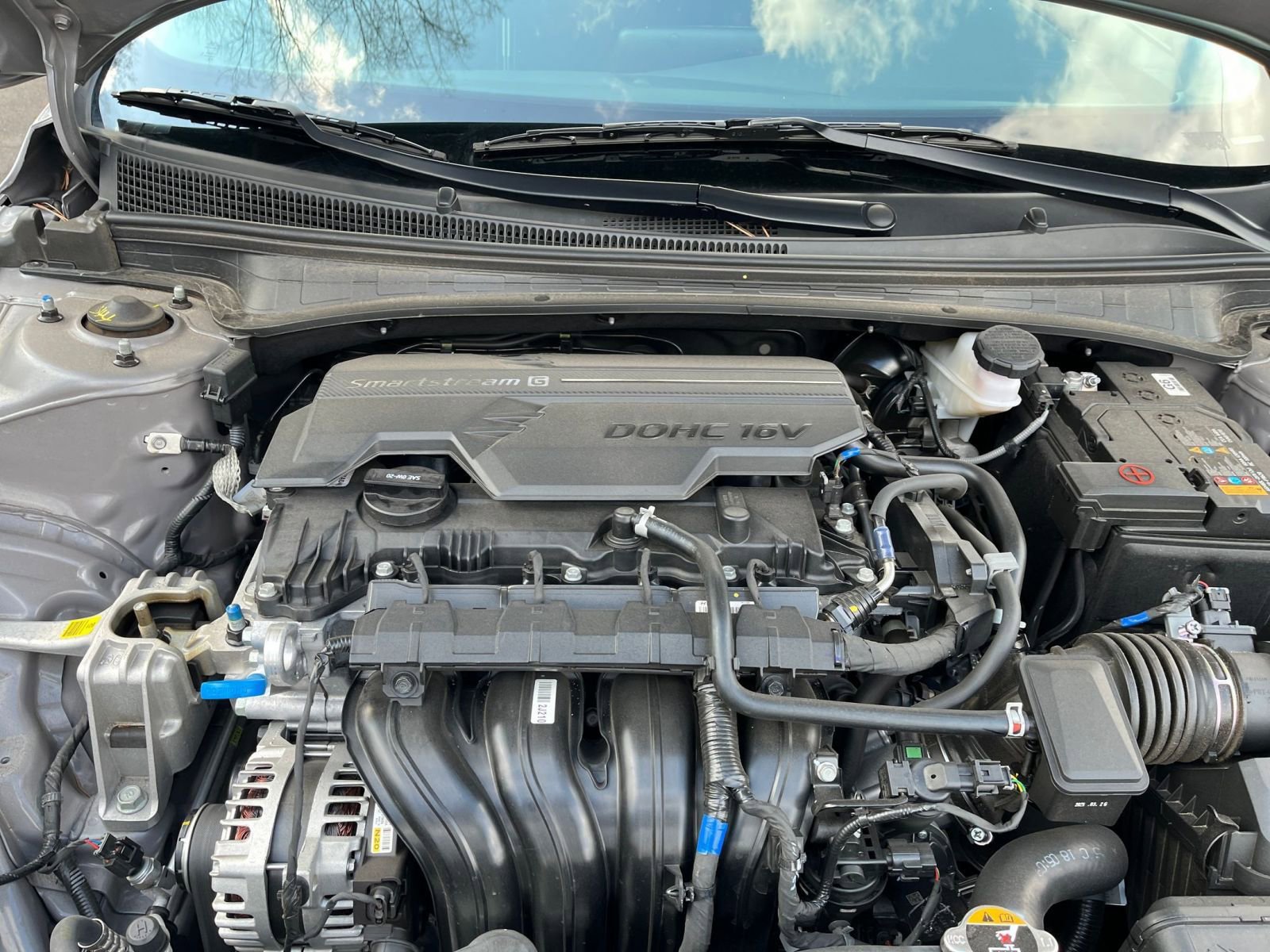 Thumbnail: 2025 Hyundai Elantra - 33