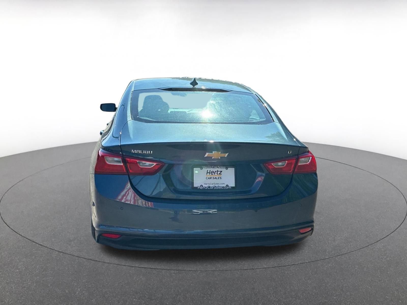 Thumbnail: 2024 Chevrolet Malibu - 12