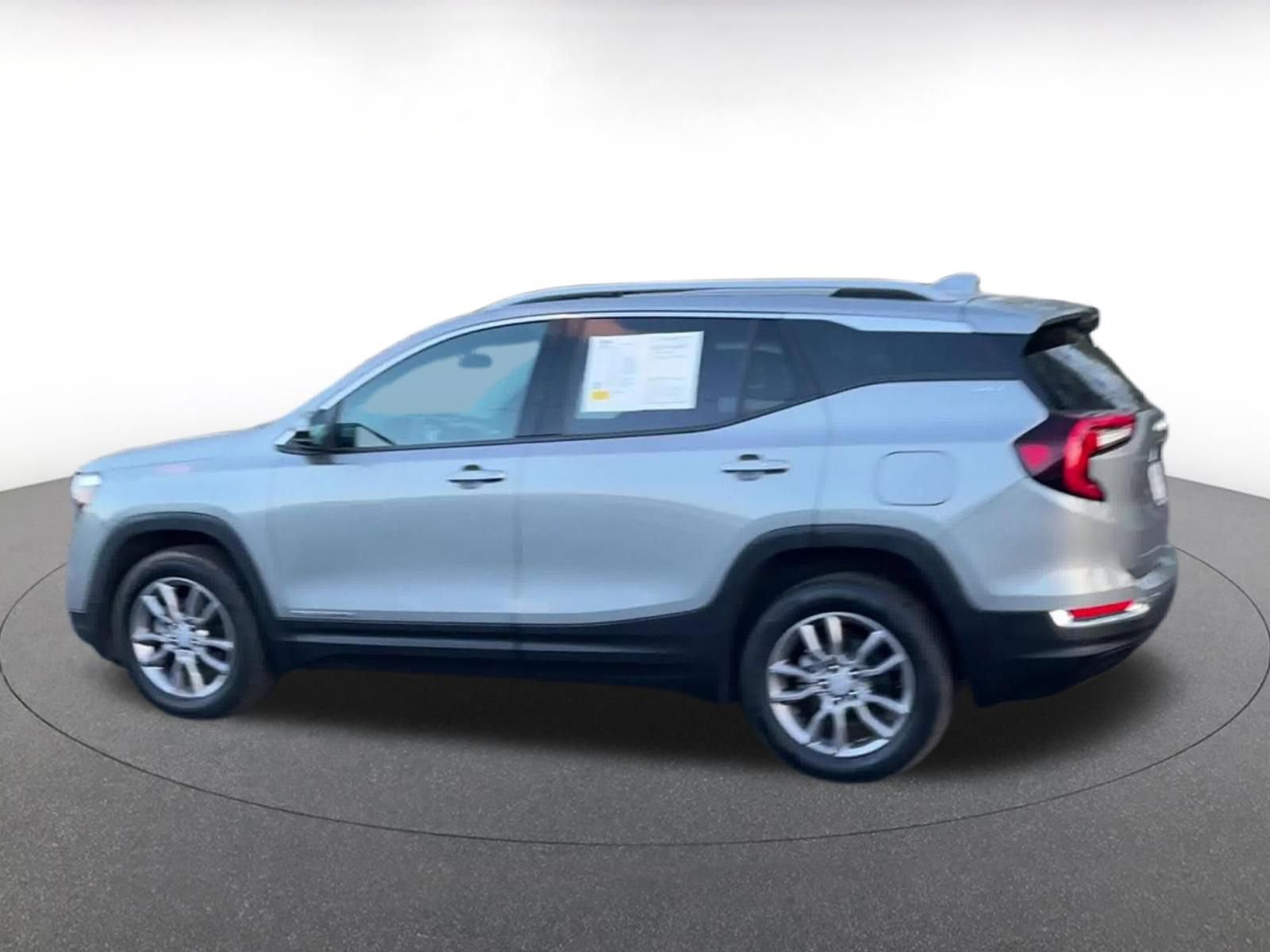 Thumbnail: 2024 GMC Terrain - 10