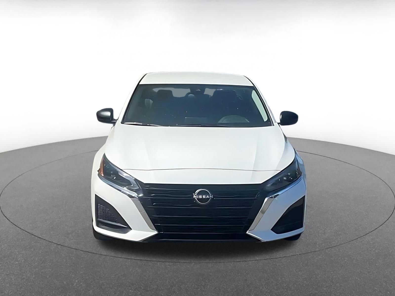 Thumbnail: 2025 Nissan Altima - 4