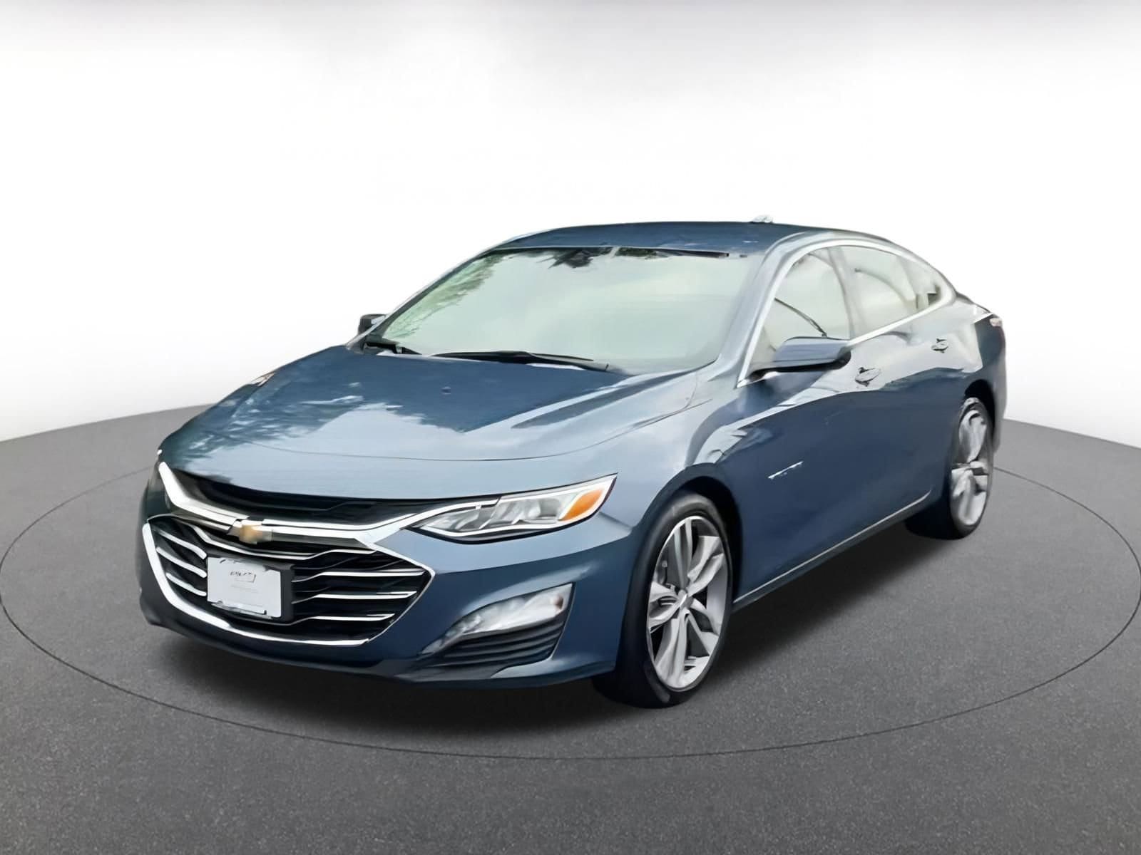 Thumbnail: 2024 Chevrolet Malibu - 7
