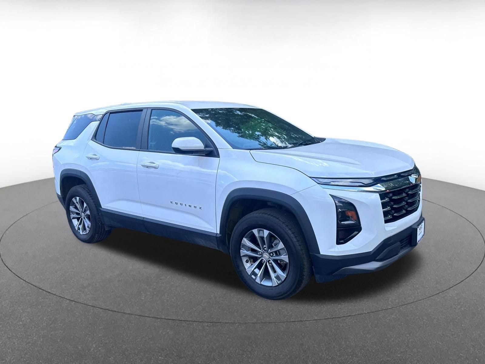 Thumbnail: 2025 Chevrolet Equinox - 2
