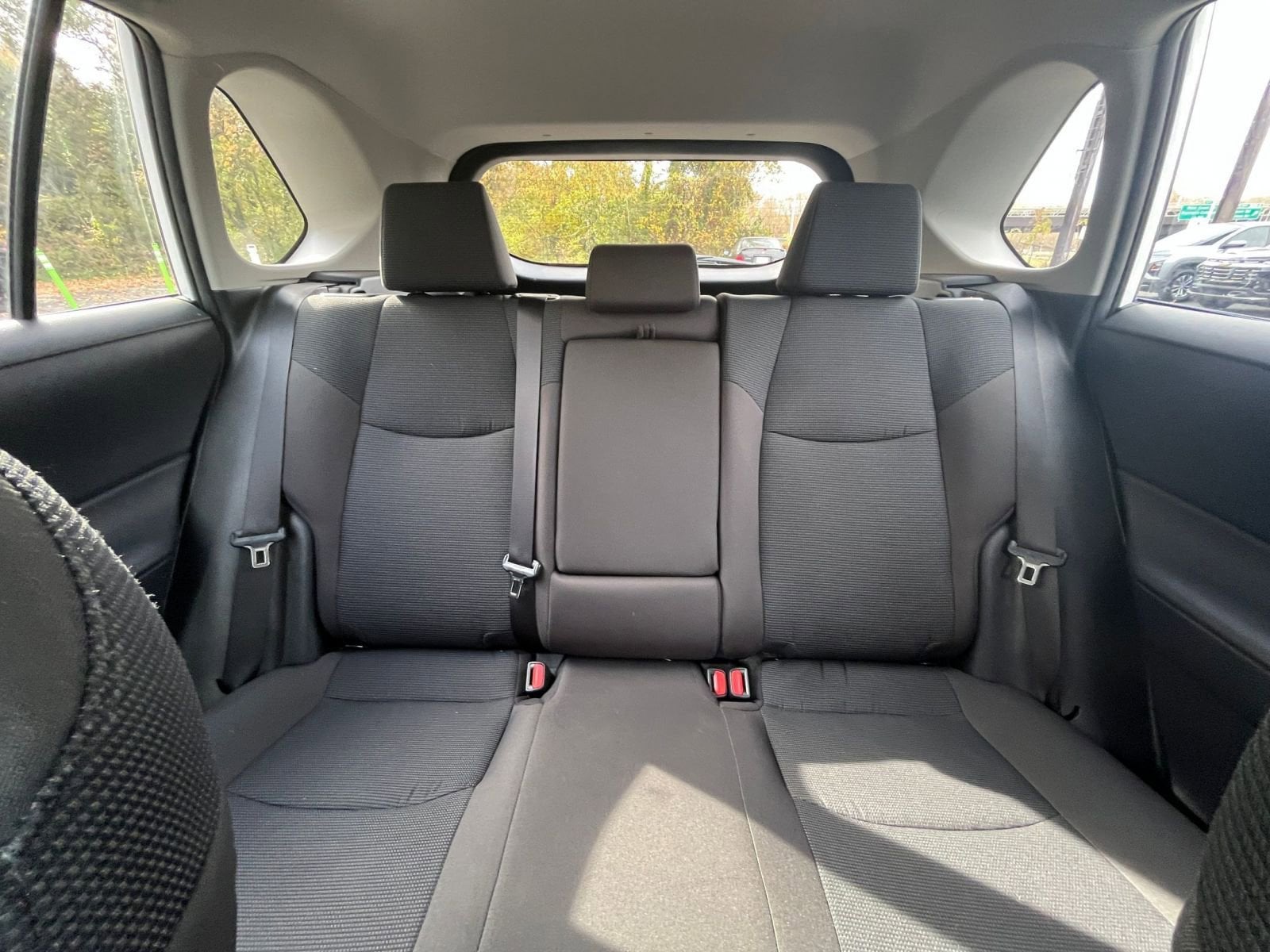 Thumbnail: 2025 Toyota RAV4 - 34