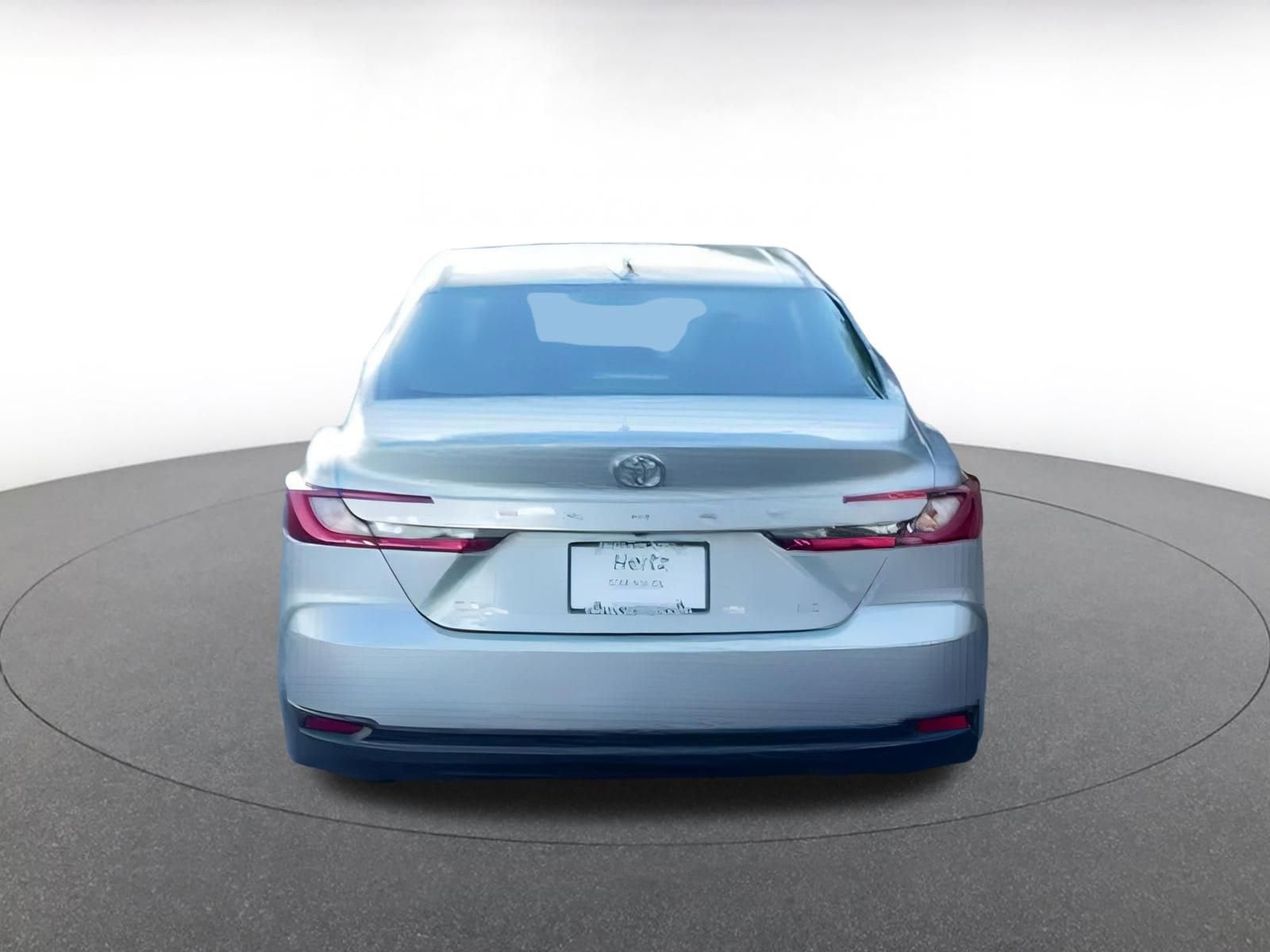 Thumbnail: 2025 Toyota Camry - 11