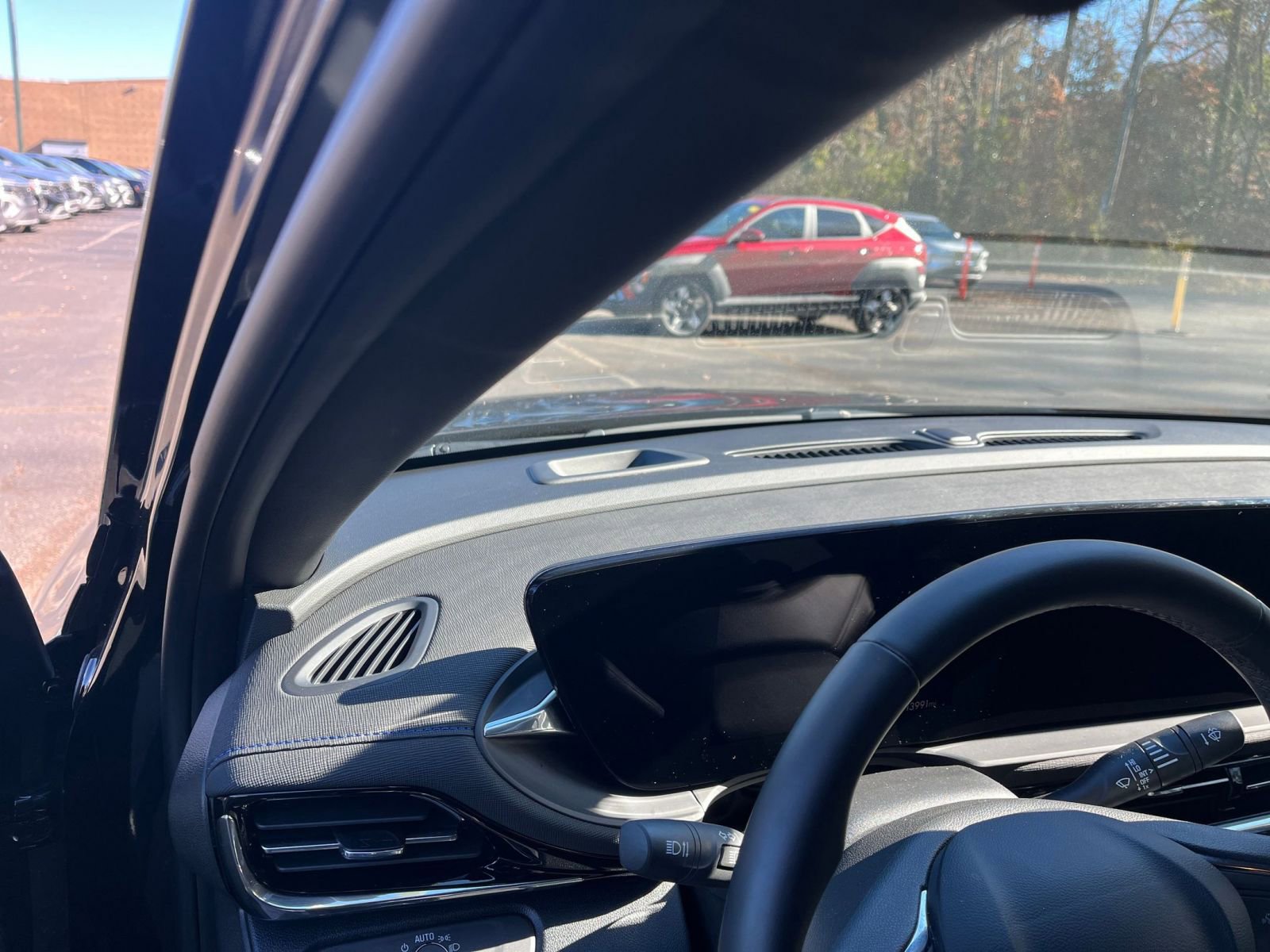 Thumbnail: 2025 Buick Envista - 32