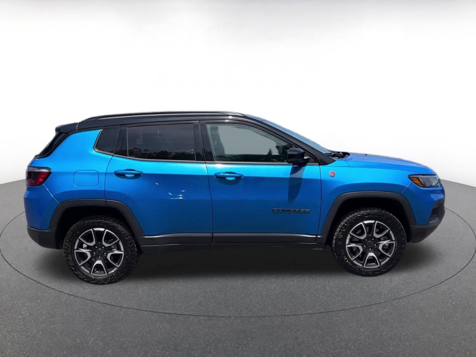 Thumbnail: 2025 Jeep Compass - 16