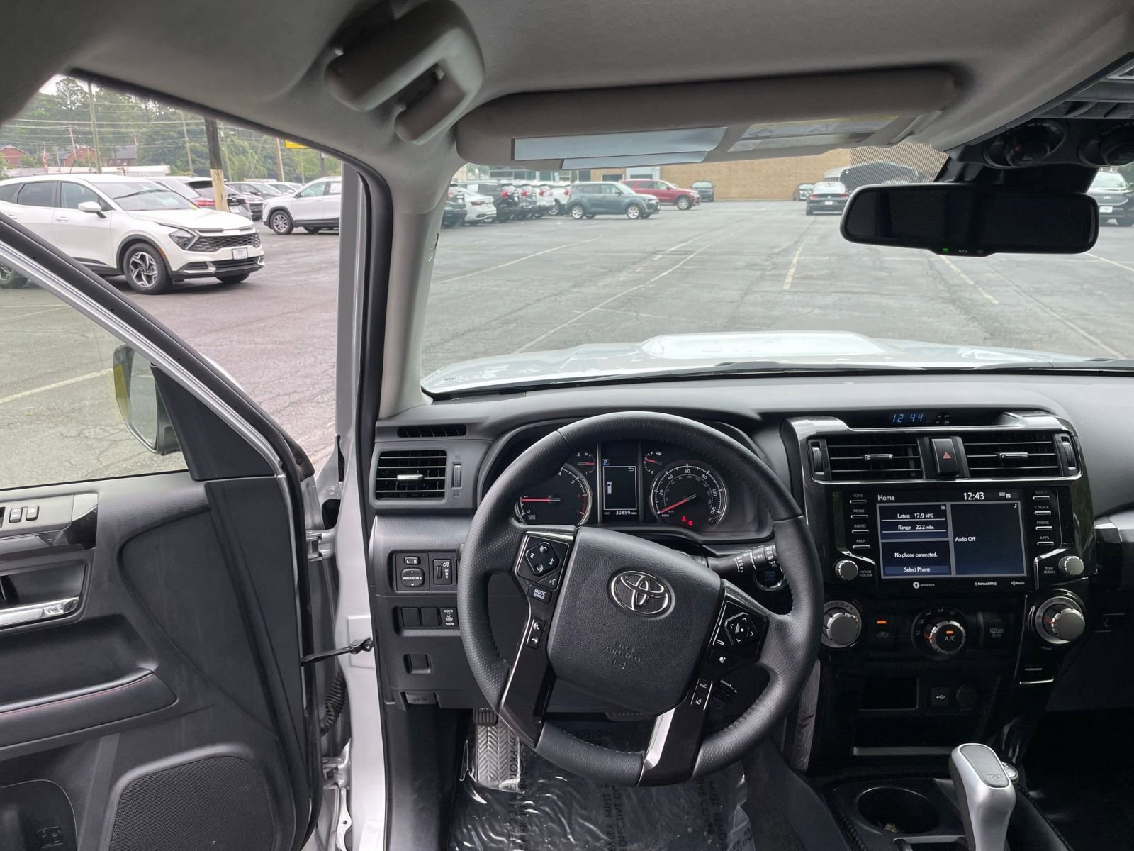 Thumbnail: 2024 Toyota 4Runner - 30