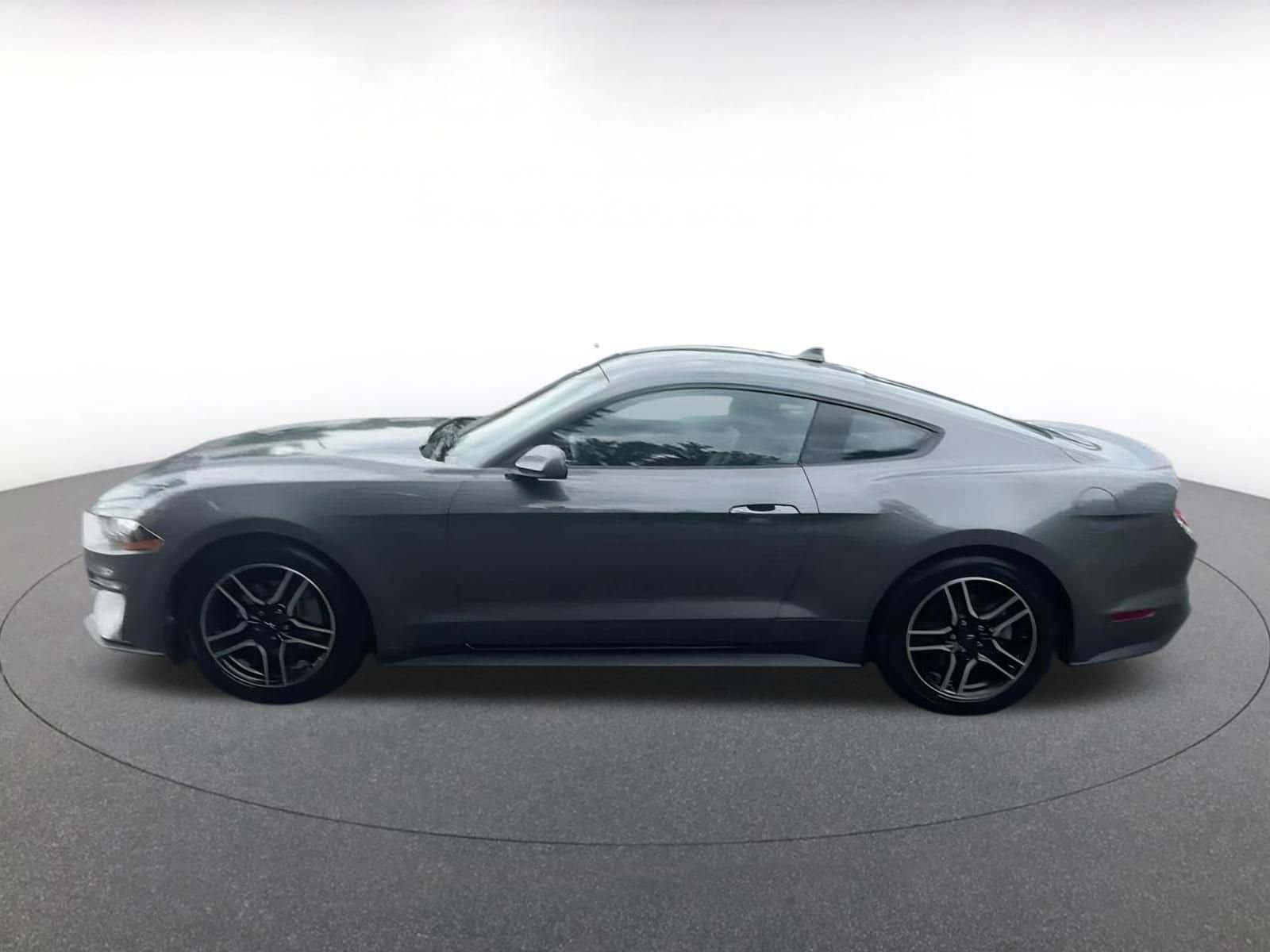 2023 Ford Mustang  8