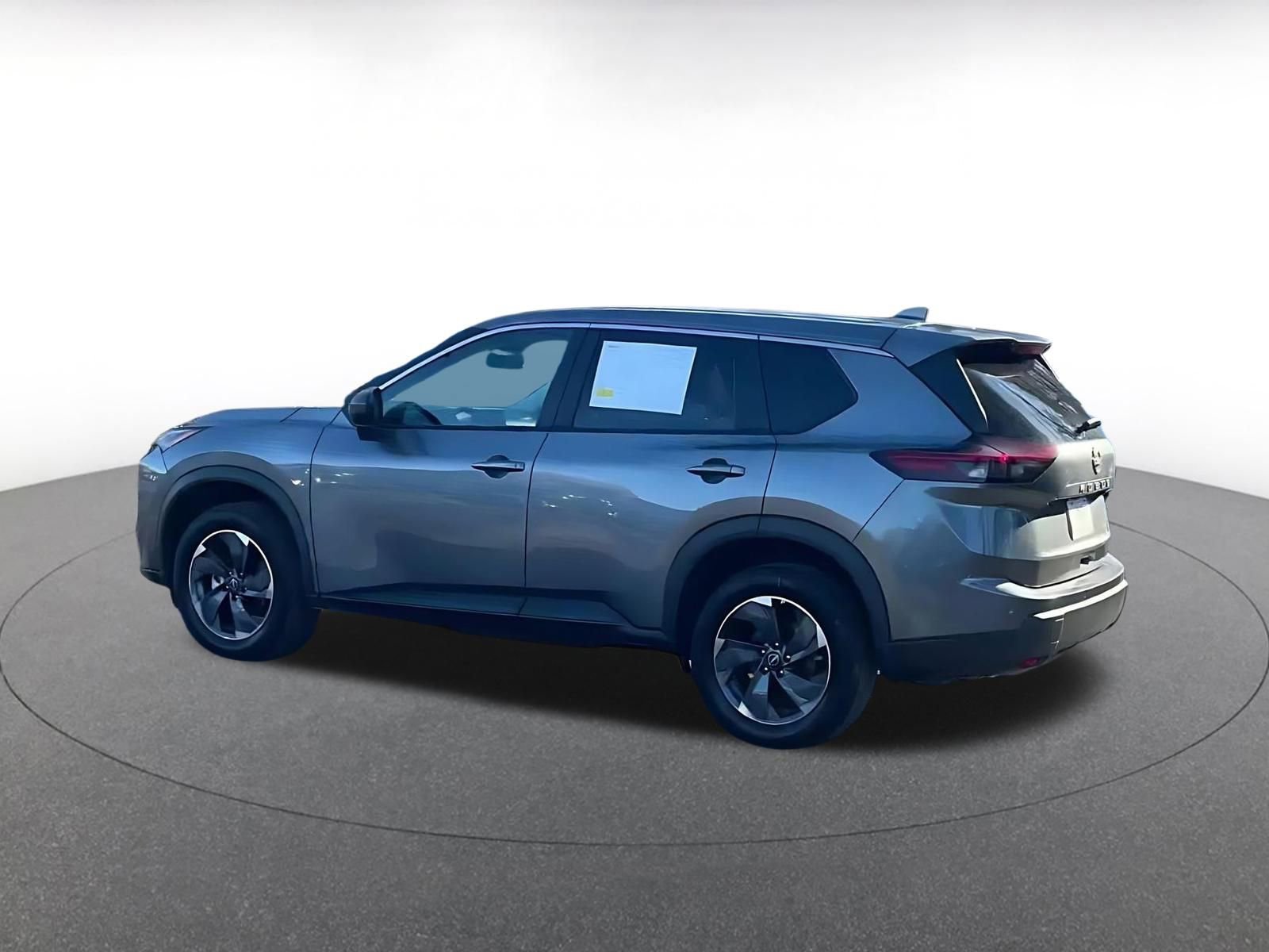 Thumbnail: 2025 Nissan Rogue - 10