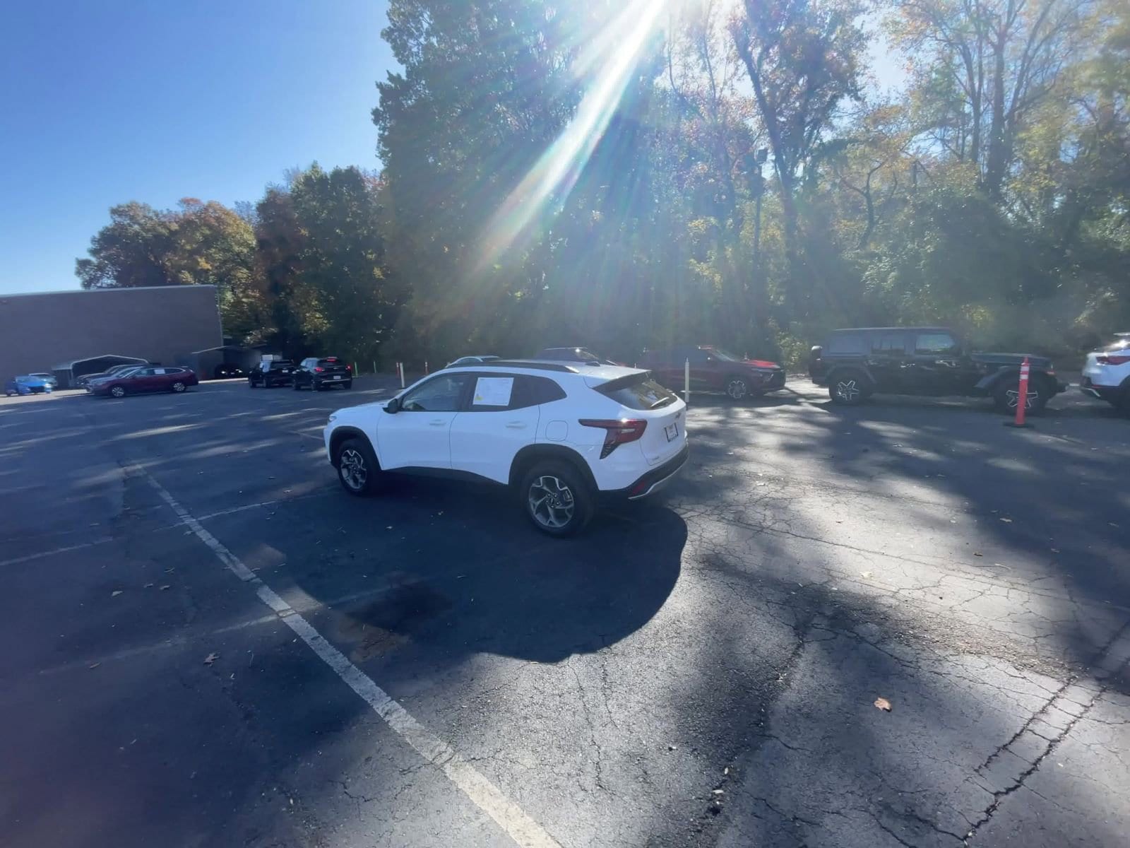 Thumbnail: 2025 Chevrolet Trax - 16