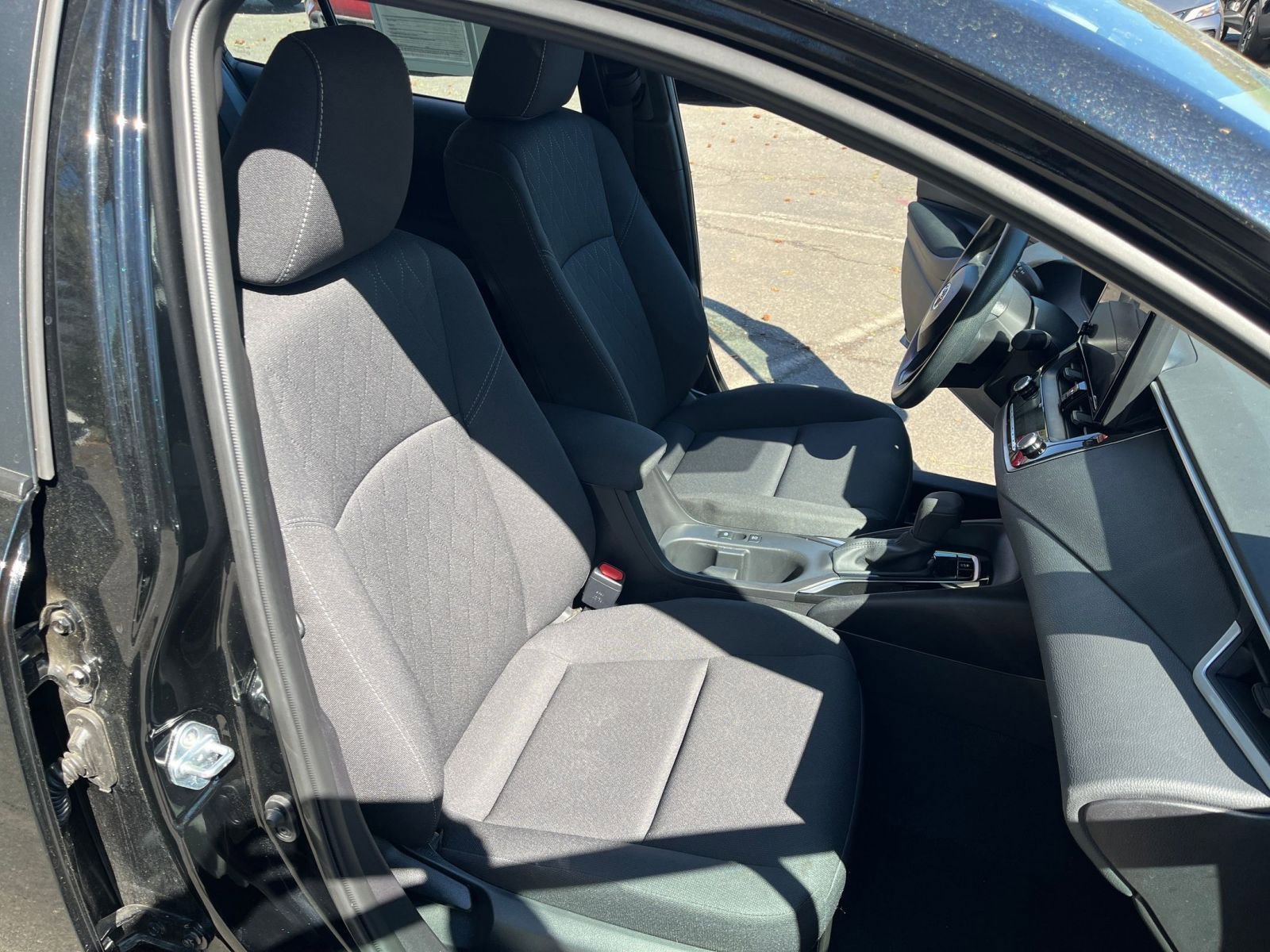 Thumbnail: 2025 Toyota Corolla - 34