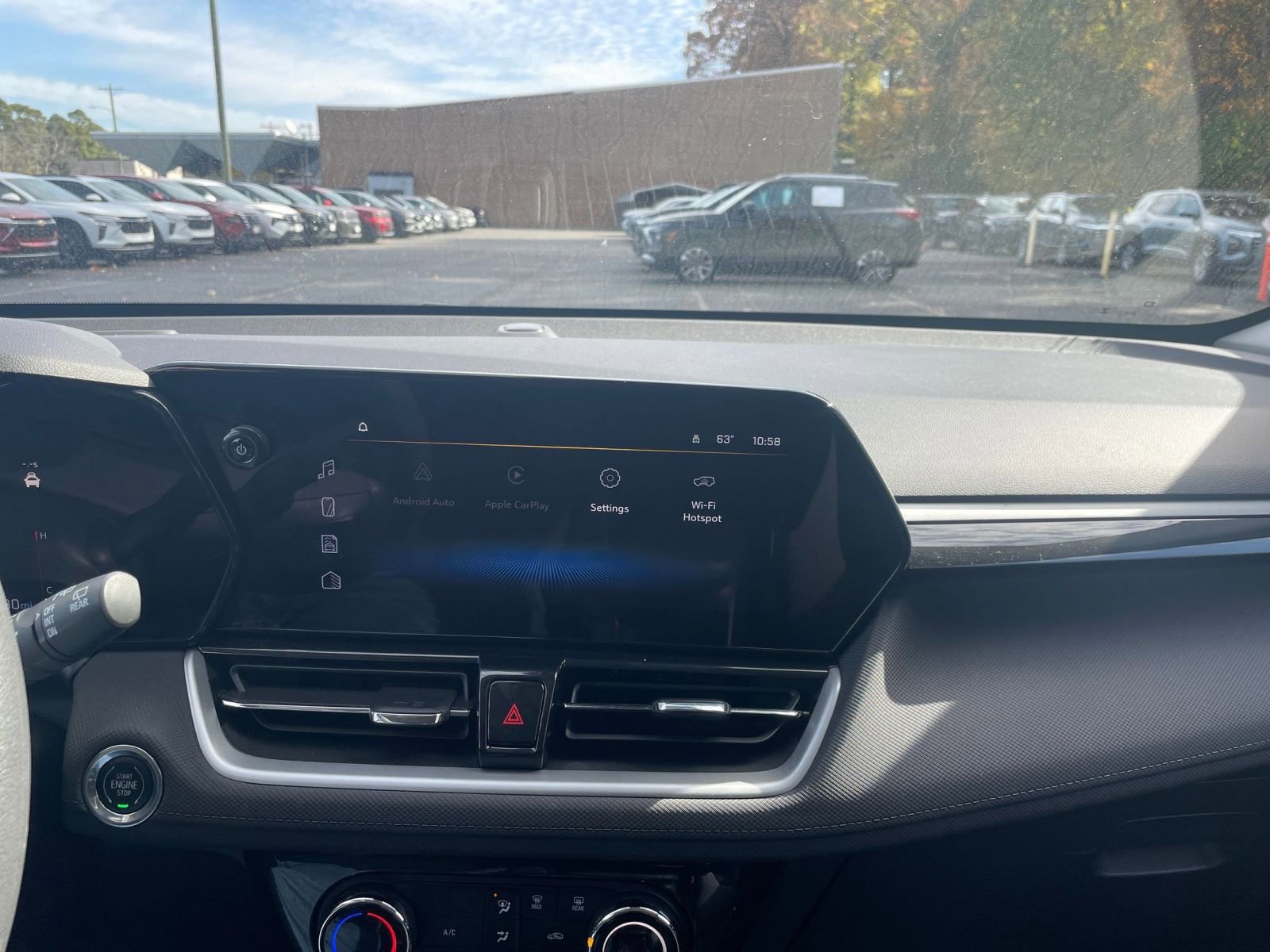 Thumbnail: 2025 Chevrolet TrailBlazer - 18