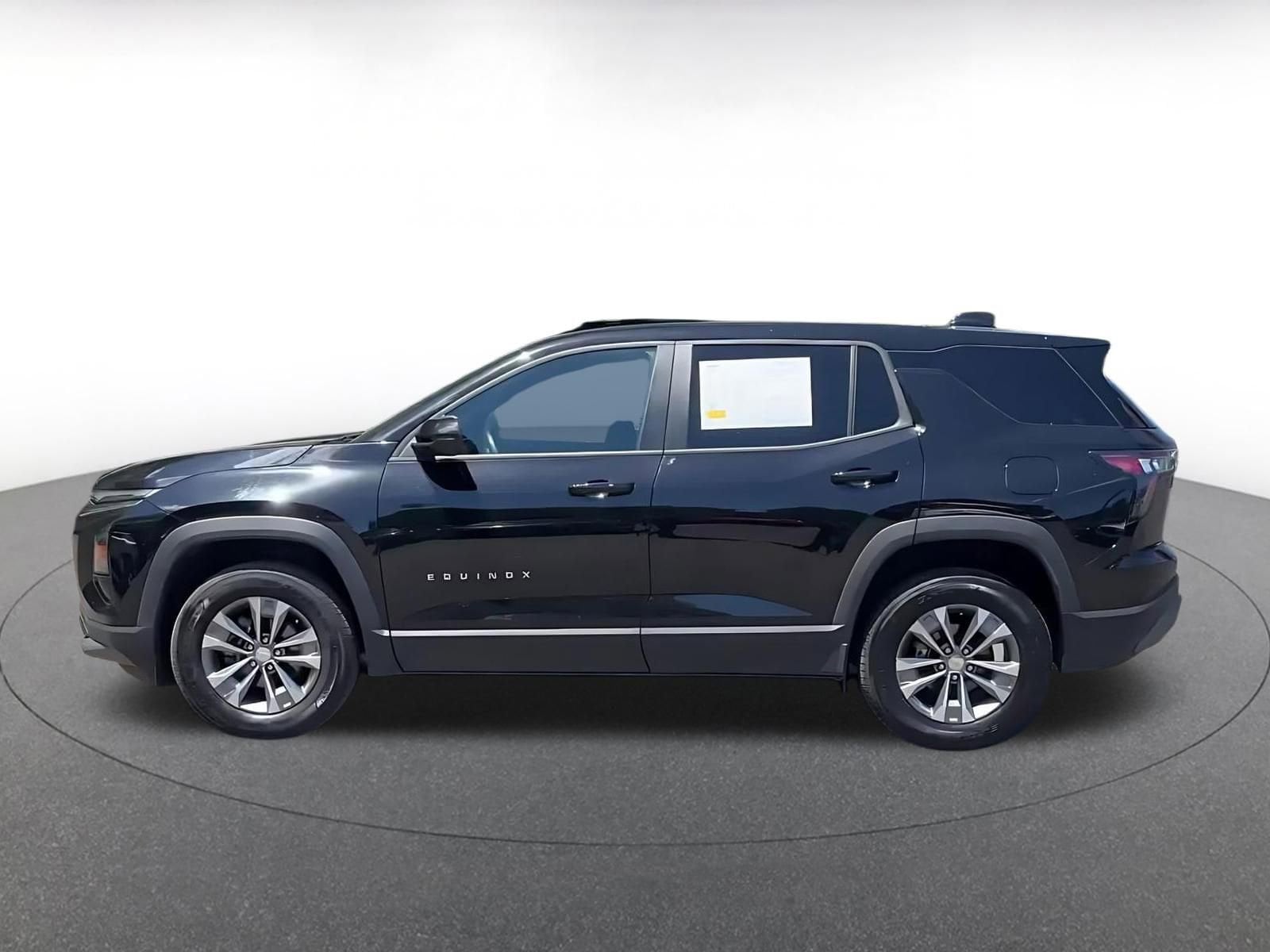 Thumbnail: 2025 Chevrolet Equinox - 9