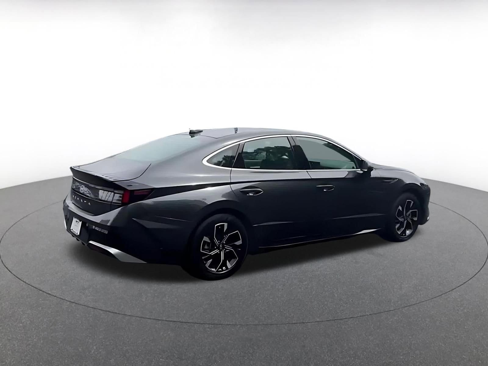 Thumbnail: 2025 Hyundai Sonata - 24