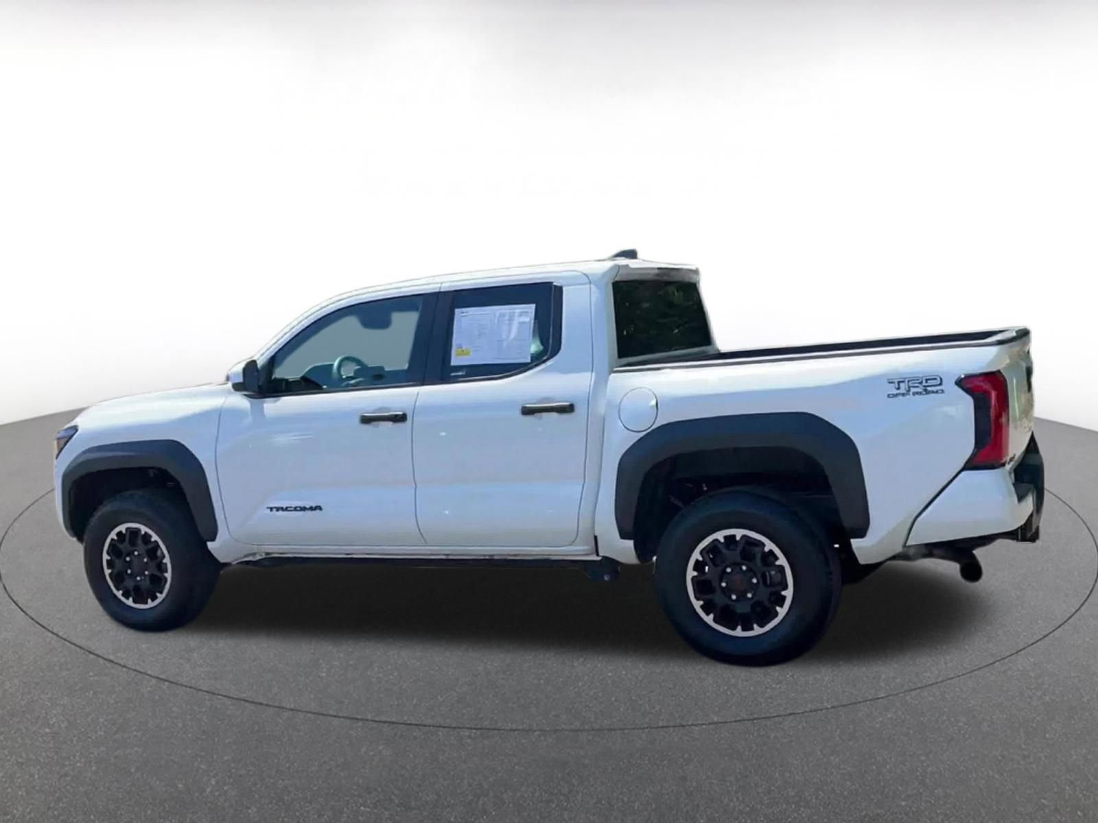 Thumbnail: 2025 Toyota Tacoma - 10