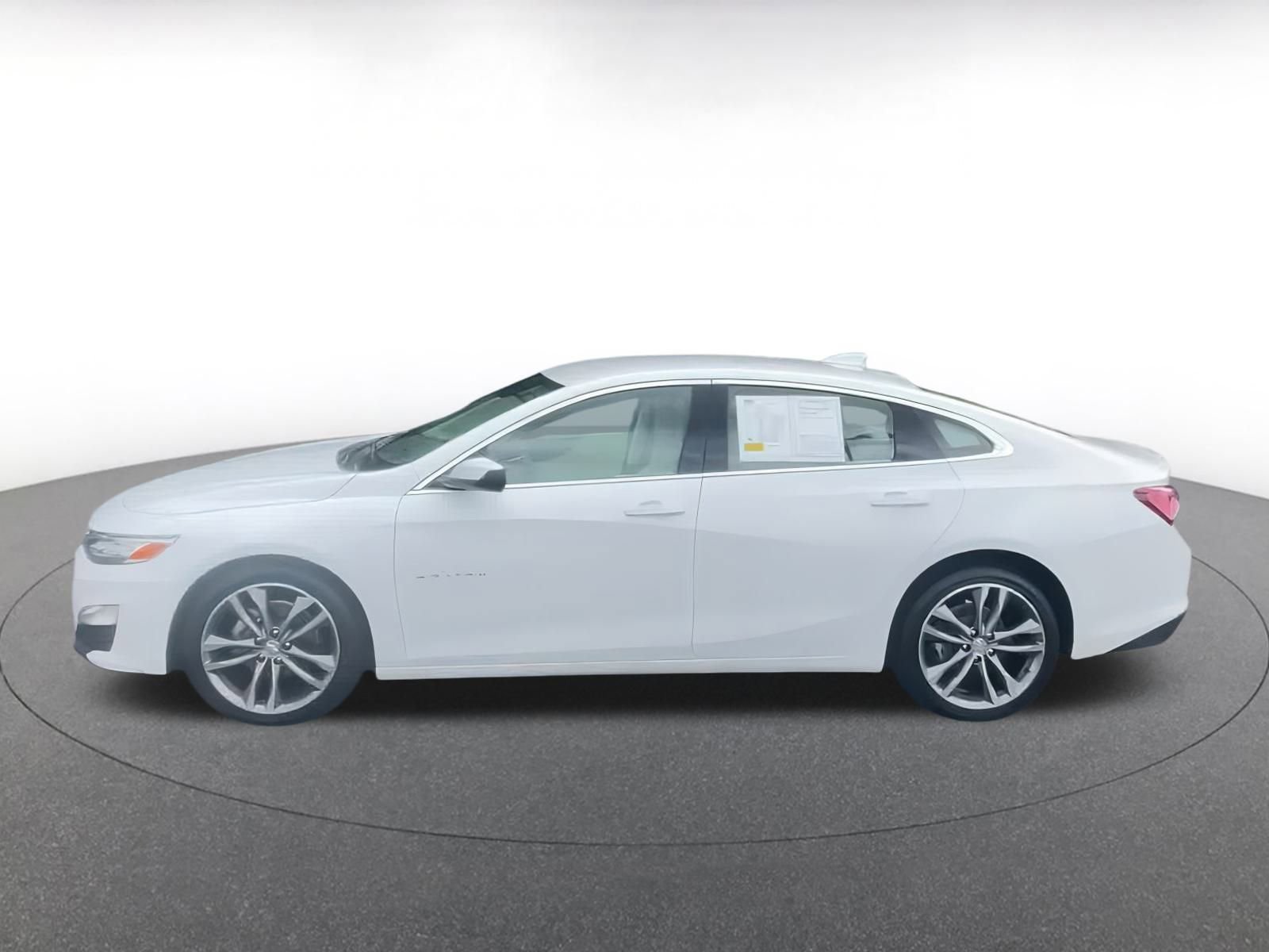 Thumbnail: 2024 Chevrolet Malibu - 8