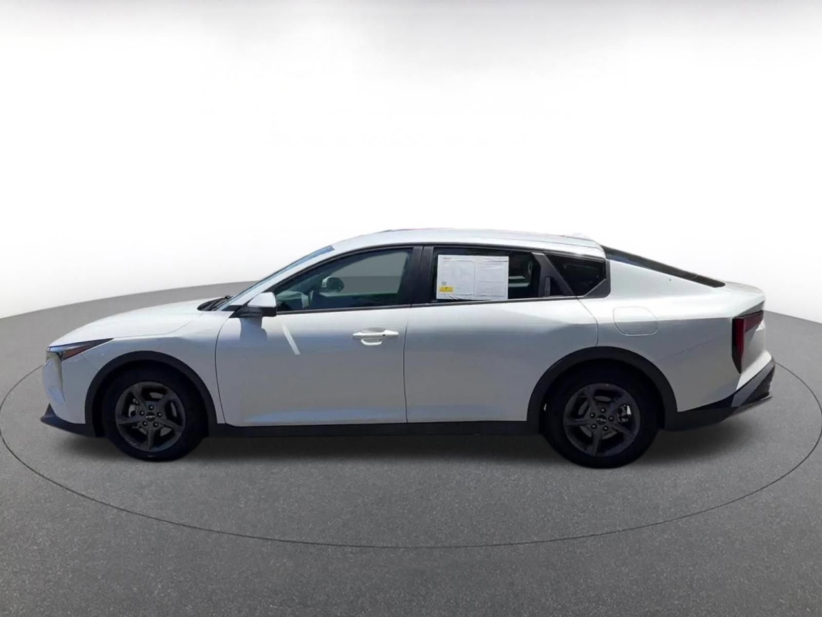 Thumbnail: 2025 Kia K4 - 10